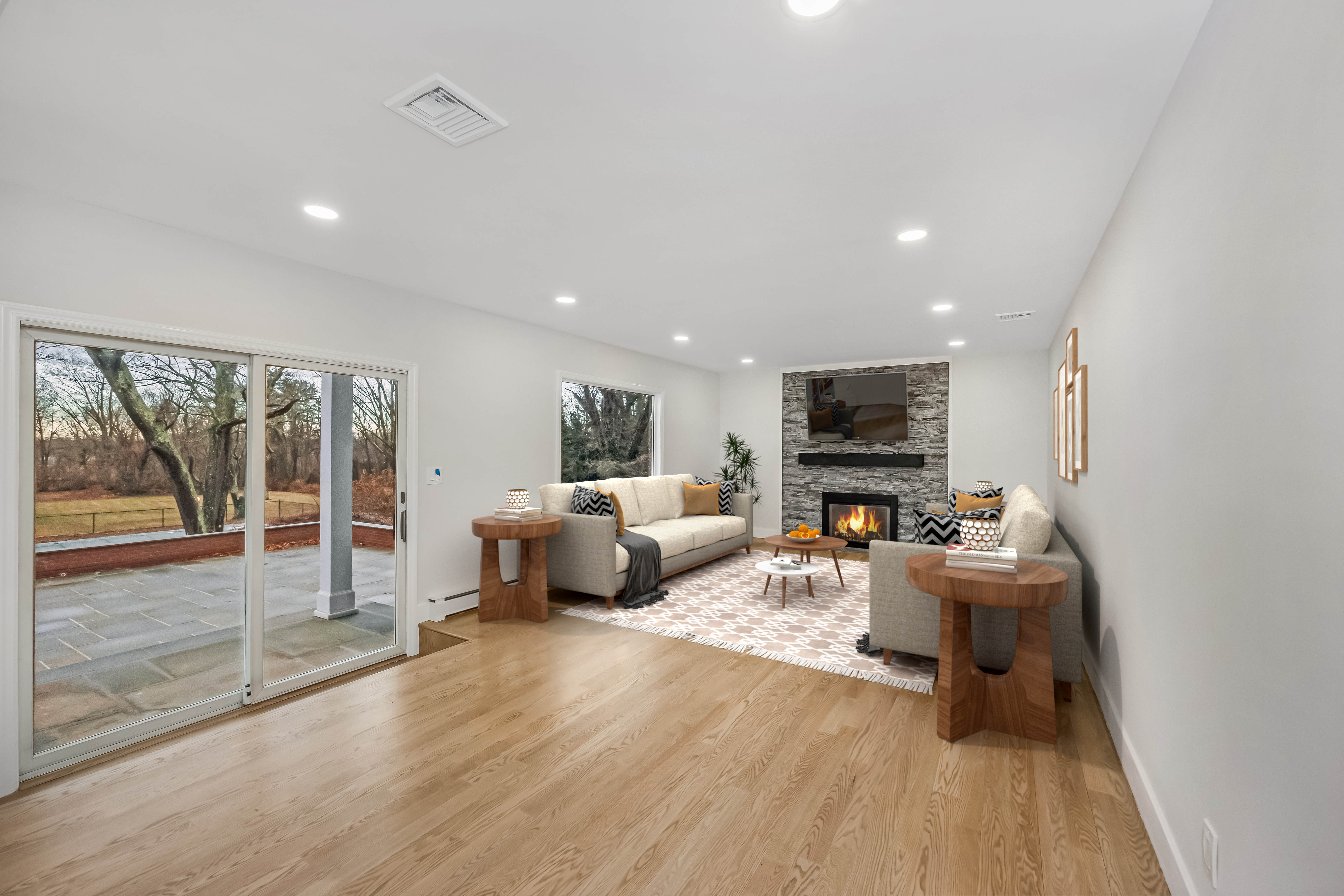 Brookville, New York, 11545, United States, 6 Bedrooms Bedrooms, ,7 BathroomsBathrooms,Residential,For Sale,2010042