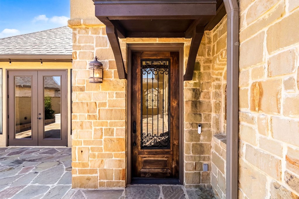 Kerrville, Texas, 78028, United States, 3 Bedrooms Bedrooms, ,3 BathroomsBathrooms,Residential,For Sale,2022585