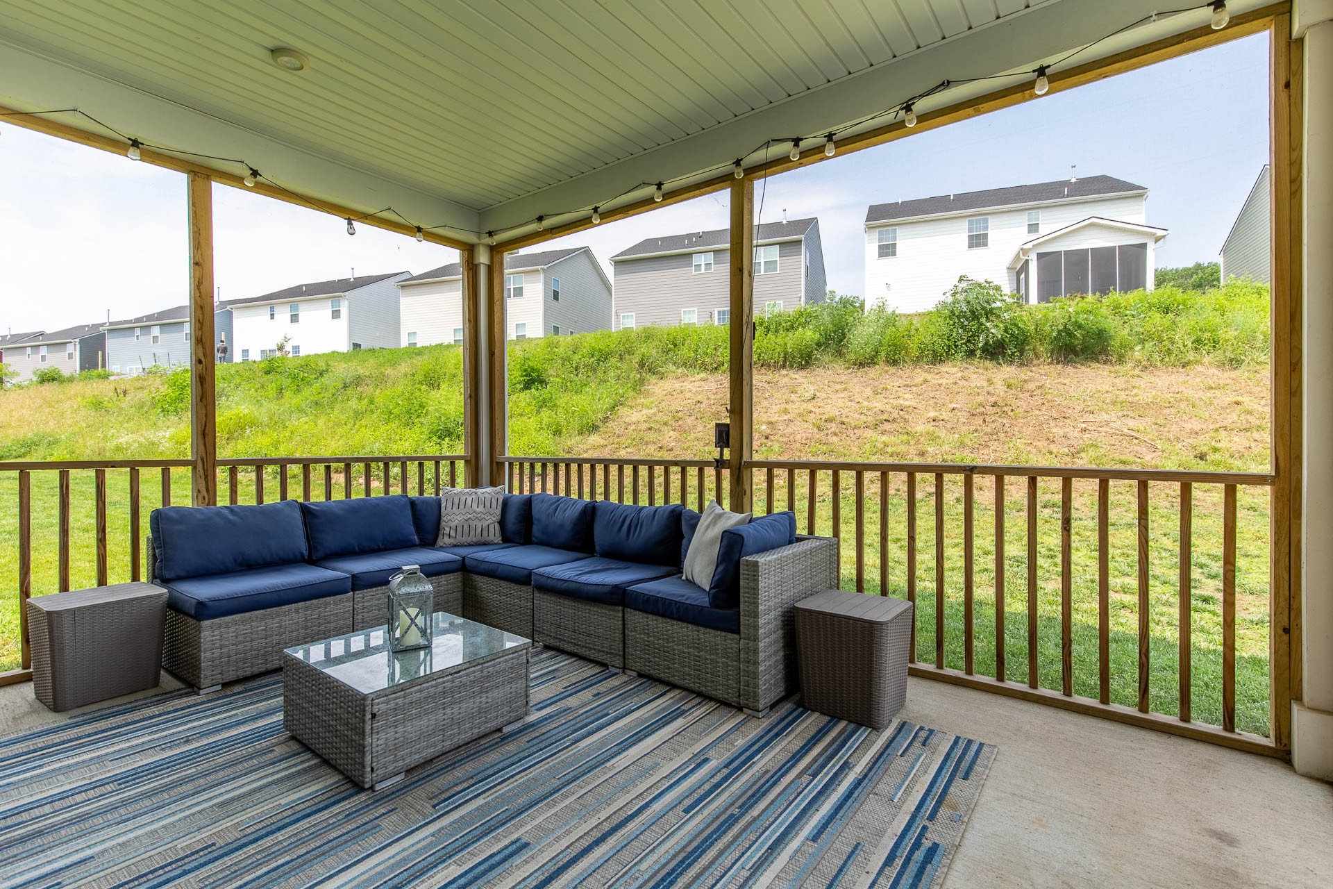 Smyrna, Tennessee, 37167, United States, 5 Bedrooms Bedrooms, ,4 BathroomsBathrooms,Residential,For Sale,1848670
