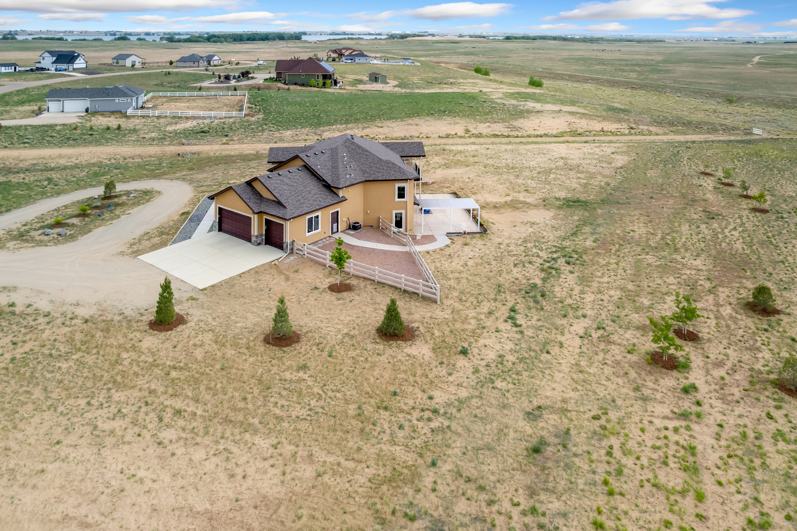  Custom-Built Home in the Highly Sought-After Pelican Lake Ranch Community - 物件實景