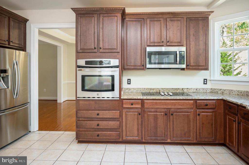 Stafford, Virginia, 22554, United States, 5 Bedrooms Bedrooms, ,5 BathroomsBathrooms,Residential,For Sale,2047982