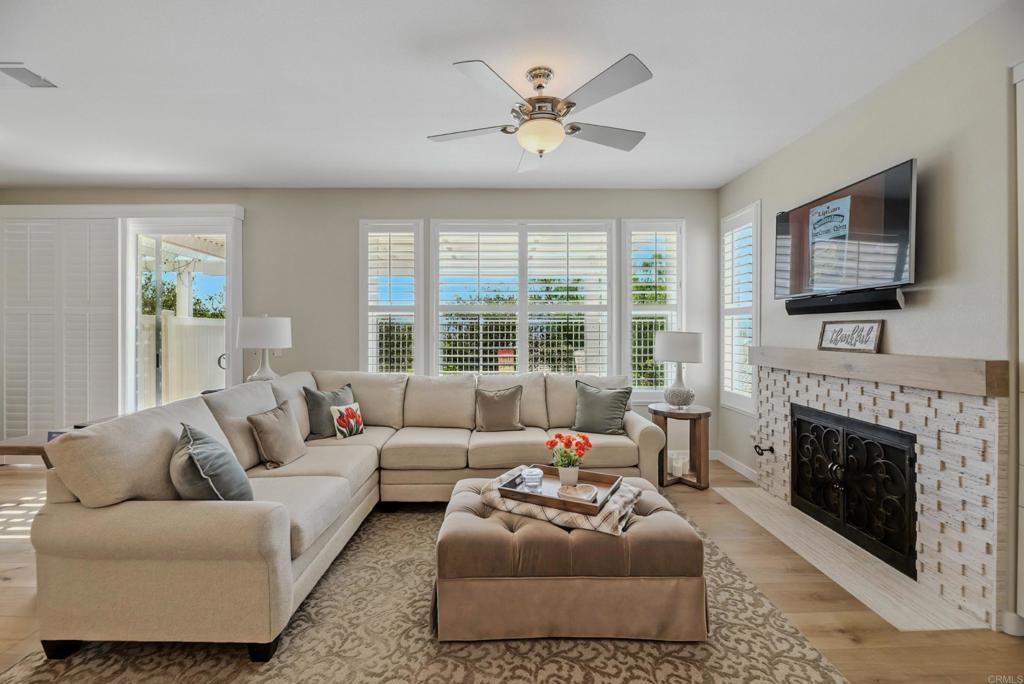 San Diego, California, 92128, United States, 2 Bedrooms Bedrooms, ,3 BathroomsBathrooms,Residential,For Sale,1920017