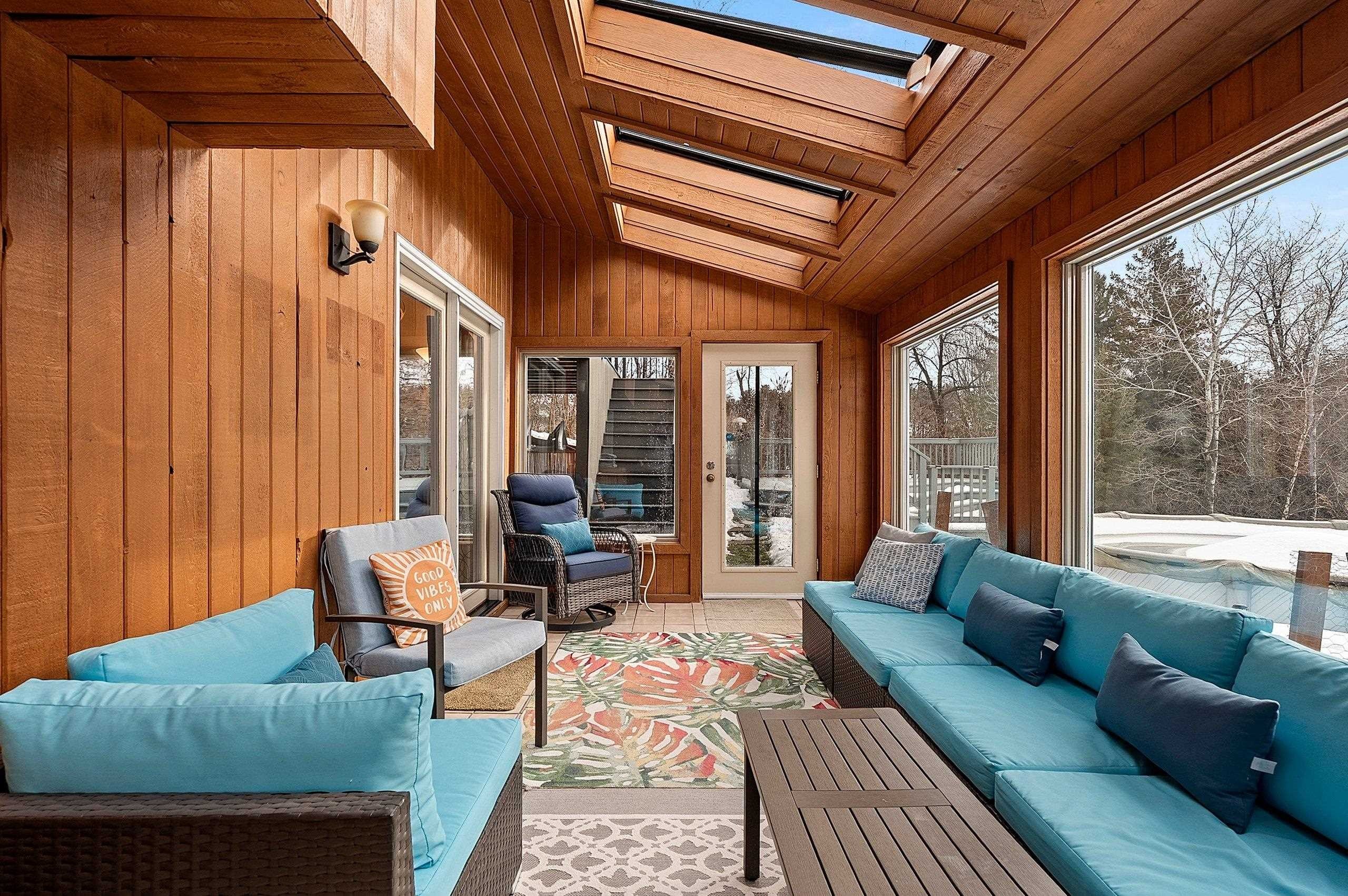 GREEN BAY, Wisconsin, 54313-8600, United States, 3 Bedrooms Bedrooms, ,4 BathroomsBathrooms,Residential,For Sale,2009732