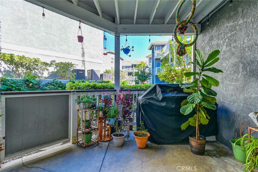 Garden Grove, California, 92843, United States, 2 Bedrooms Bedrooms, ,2 BathroomsBathrooms,Residential,For Sale,1962454