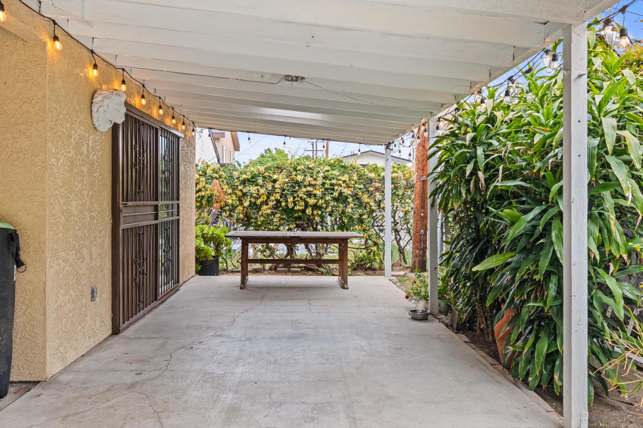 HAWTHORNE, California, 90250, United States, 4 Bedrooms Bedrooms, ,3 BathroomsBathrooms,Residential,For Sale,1798305