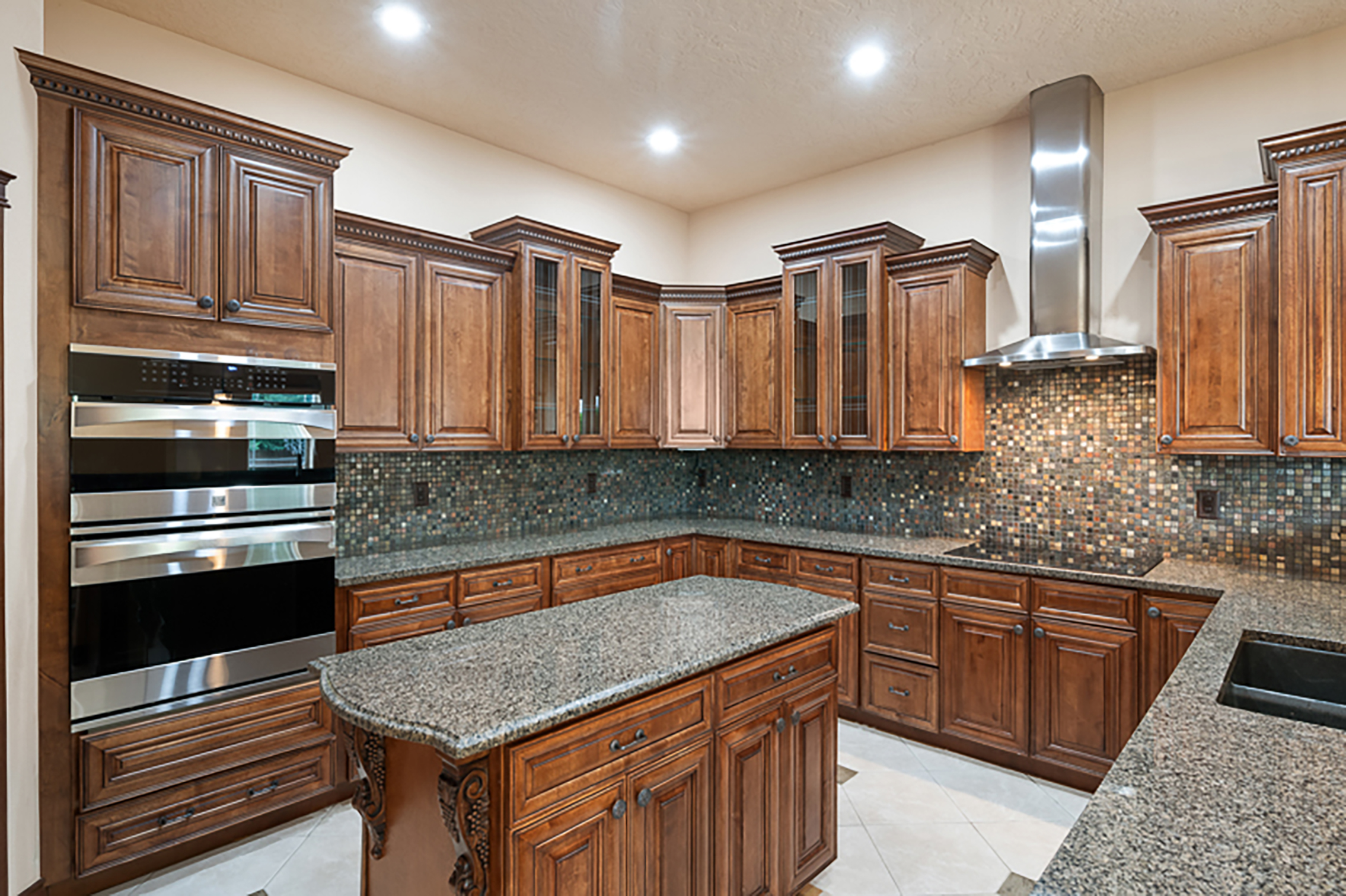  Canyon Lakes Highly Upgraded 1 Story Home - 物件實景