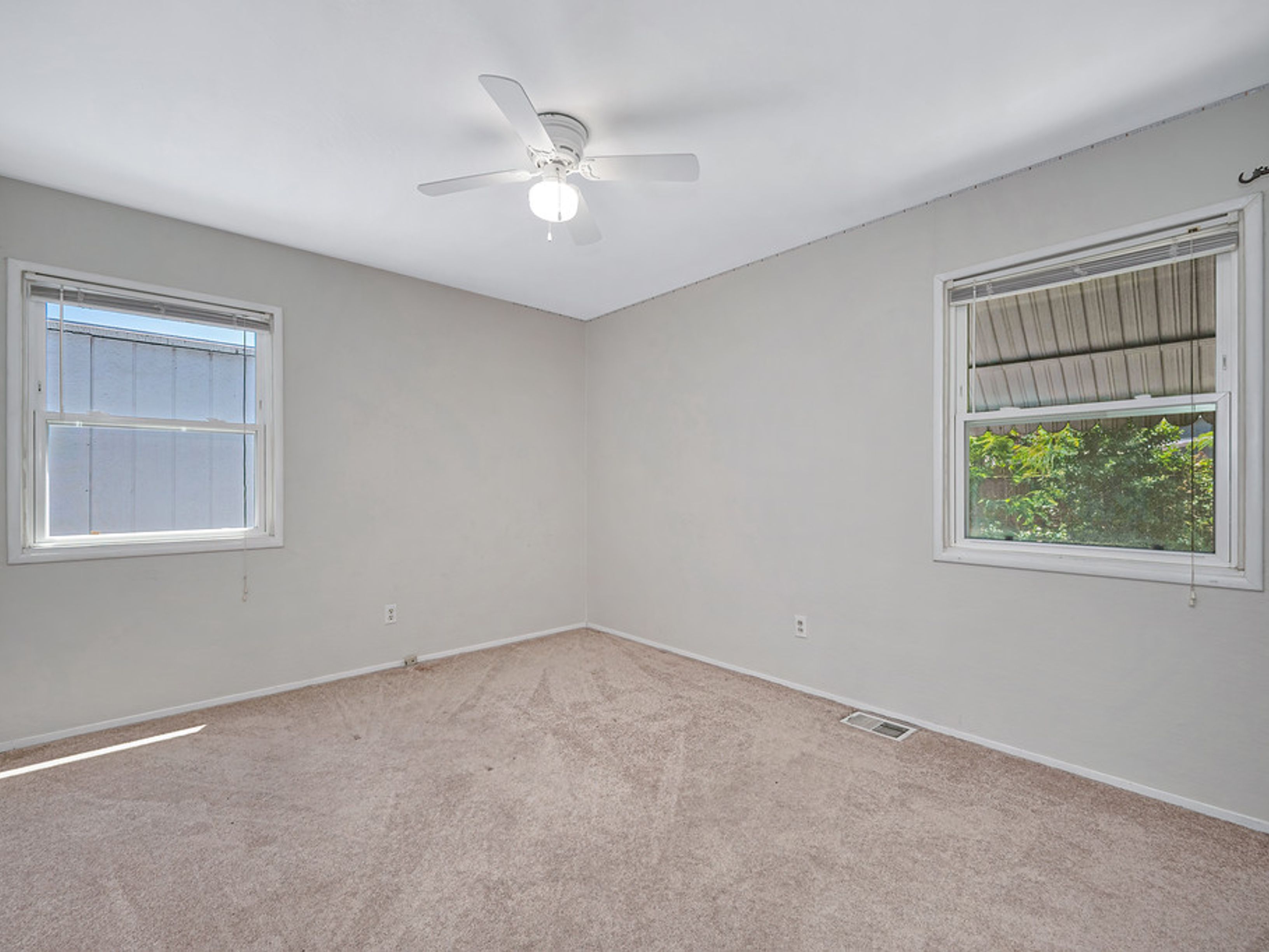  1705 Pluto Way, Sacramento, CA 95864 - 物件實景