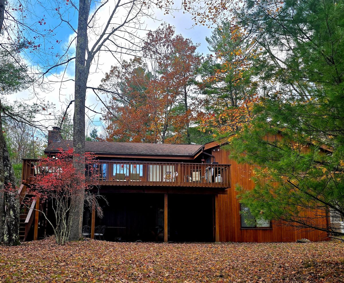 Forestburgh, New York, 12777, United States, 3 Bedrooms Bedrooms, ,2 BathroomsBathrooms,Residential,For Sale,1990436