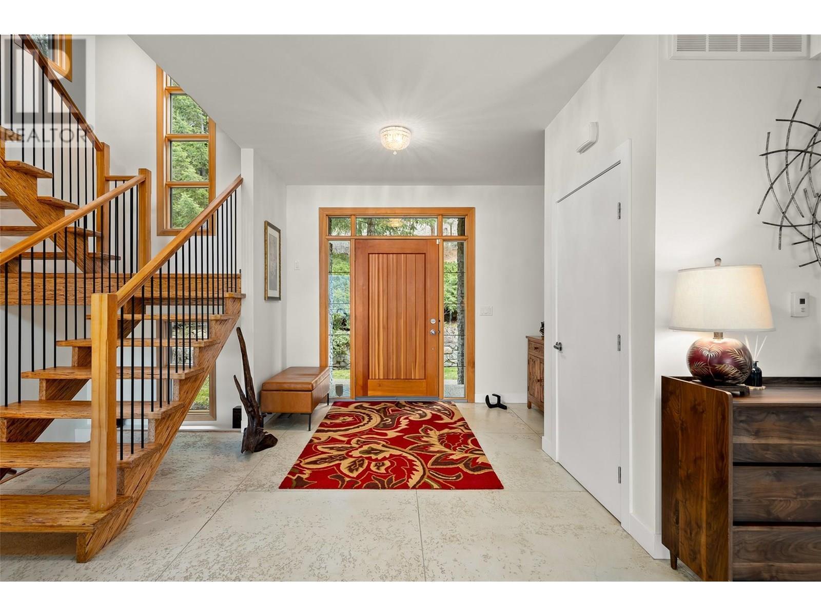 LAKE COUNTRY, British Columbia, V4V 1B3, CA, 5 Bedrooms Bedrooms, ,4 BathroomsBathrooms,Residential,For Sale,1883697