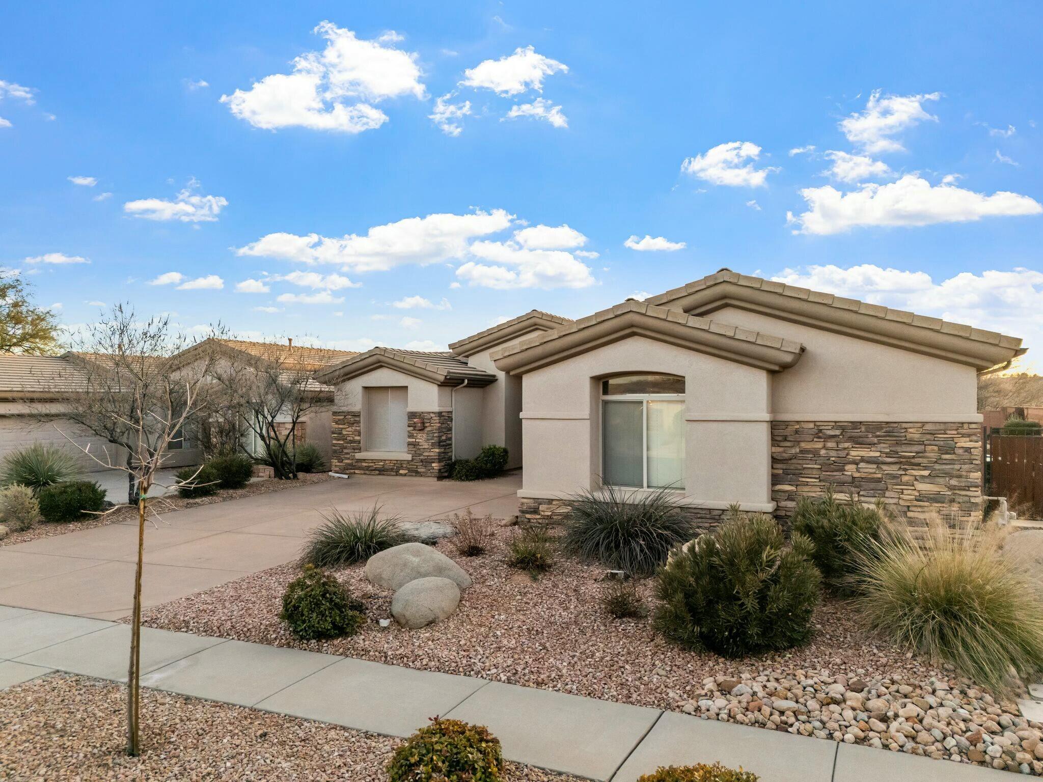 Washington, Utah, 84780, United States, 4 Bedrooms Bedrooms, ,Residential,For Sale,1695747