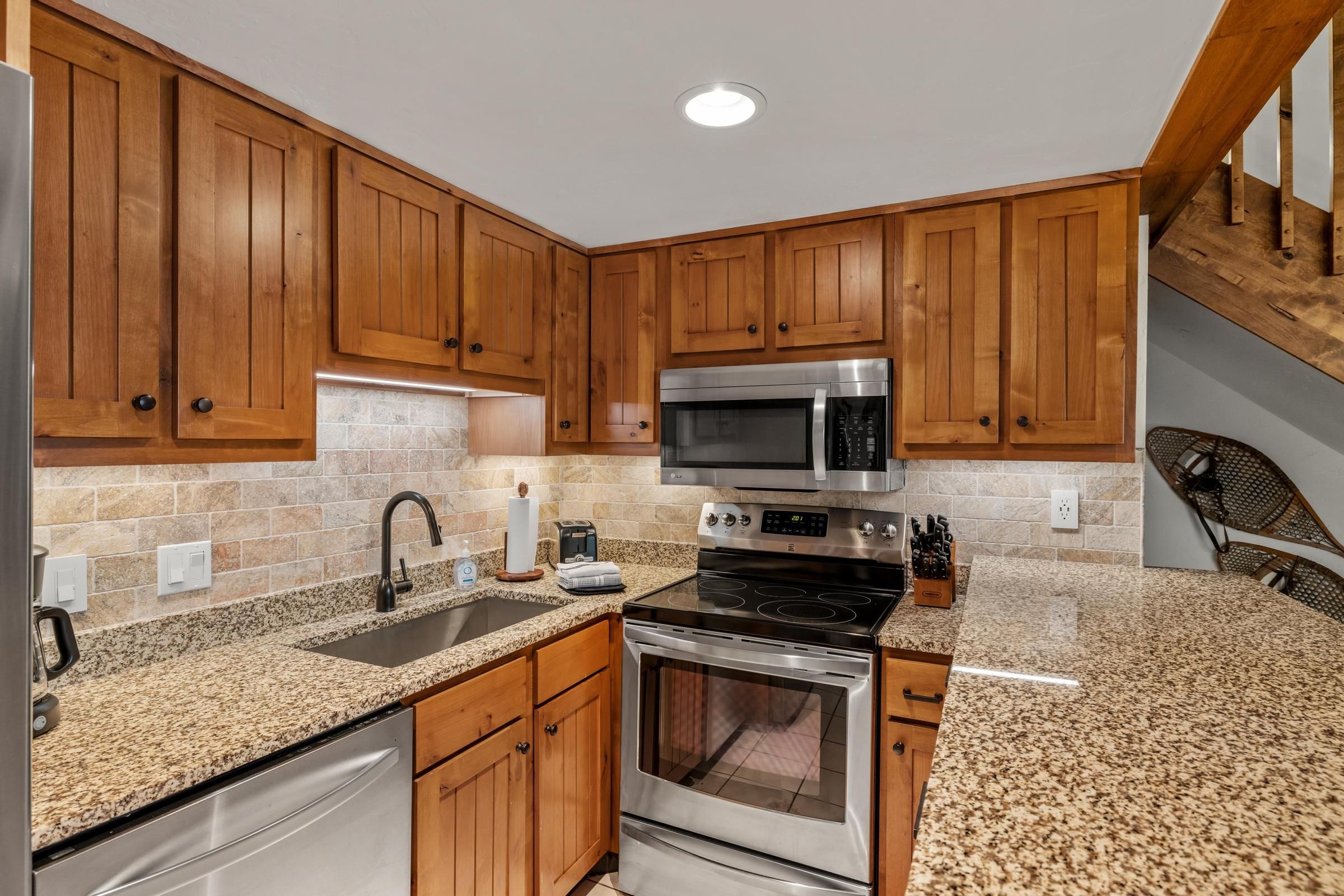  2275 Storm Meadows Drive, Steamboat Springs, CO 80487 - 物件實景