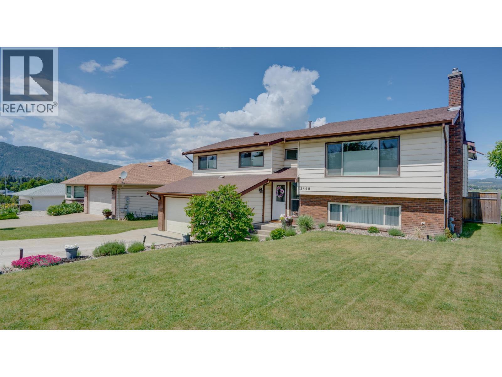 ARMSTRONG, British Columbia, V4Y 0B3, CA, 4 Bedrooms Bedrooms, ,2 BathroomsBathrooms,Residential,For Sale,1950406
