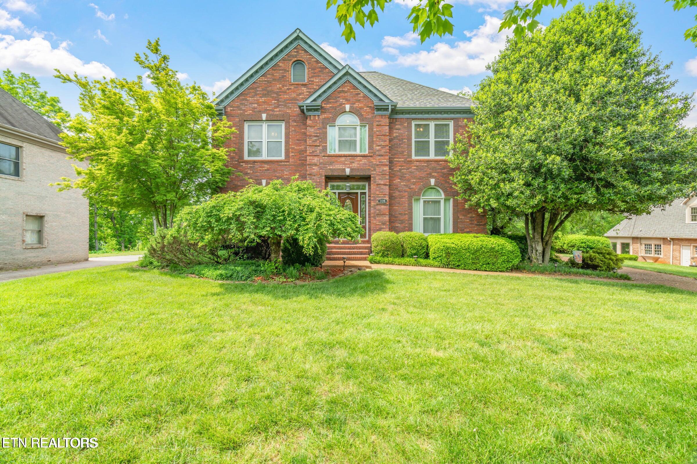 Kingston, Tennessee, 37763, United States, 3 Bedrooms Bedrooms, ,3 BathroomsBathrooms,Residential,For Sale,1897842