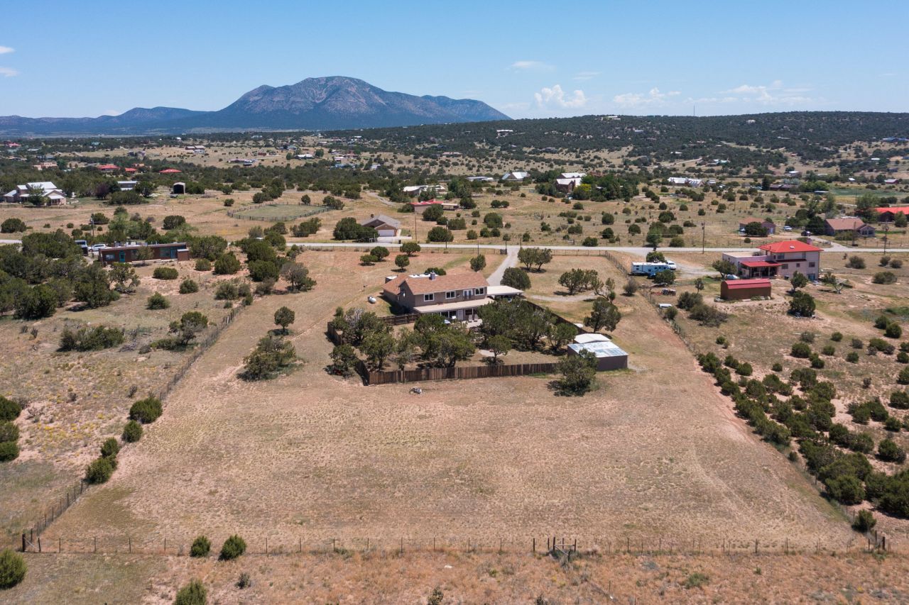 Edgewood, New Mexico, 87015, United States, 4 Bedrooms Bedrooms, ,3 BathroomsBathrooms,Residential,For Sale,1892952