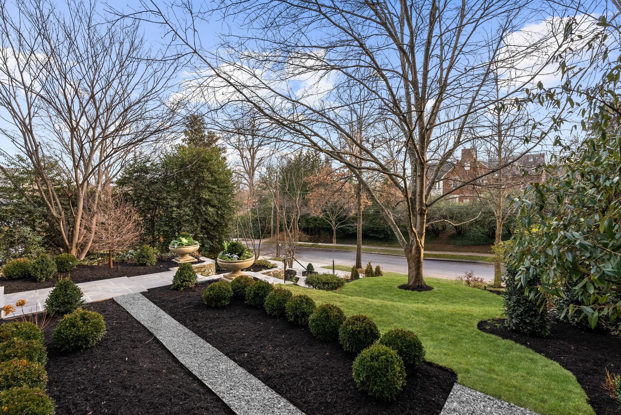  4433 Cathedral Avenue NW, Washington, DC, 20016 - 物件實景