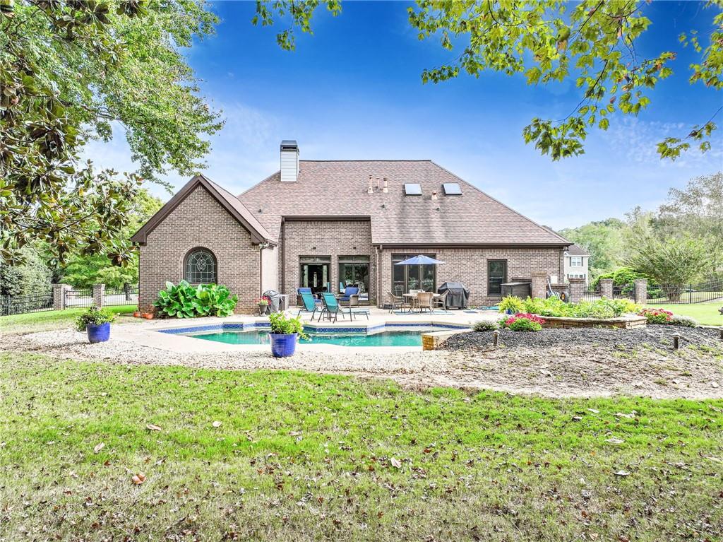 Cumming, Georgia, 30041, United States, 4 Bedrooms Bedrooms, ,4 BathroomsBathrooms,Residential,For Sale,1989909