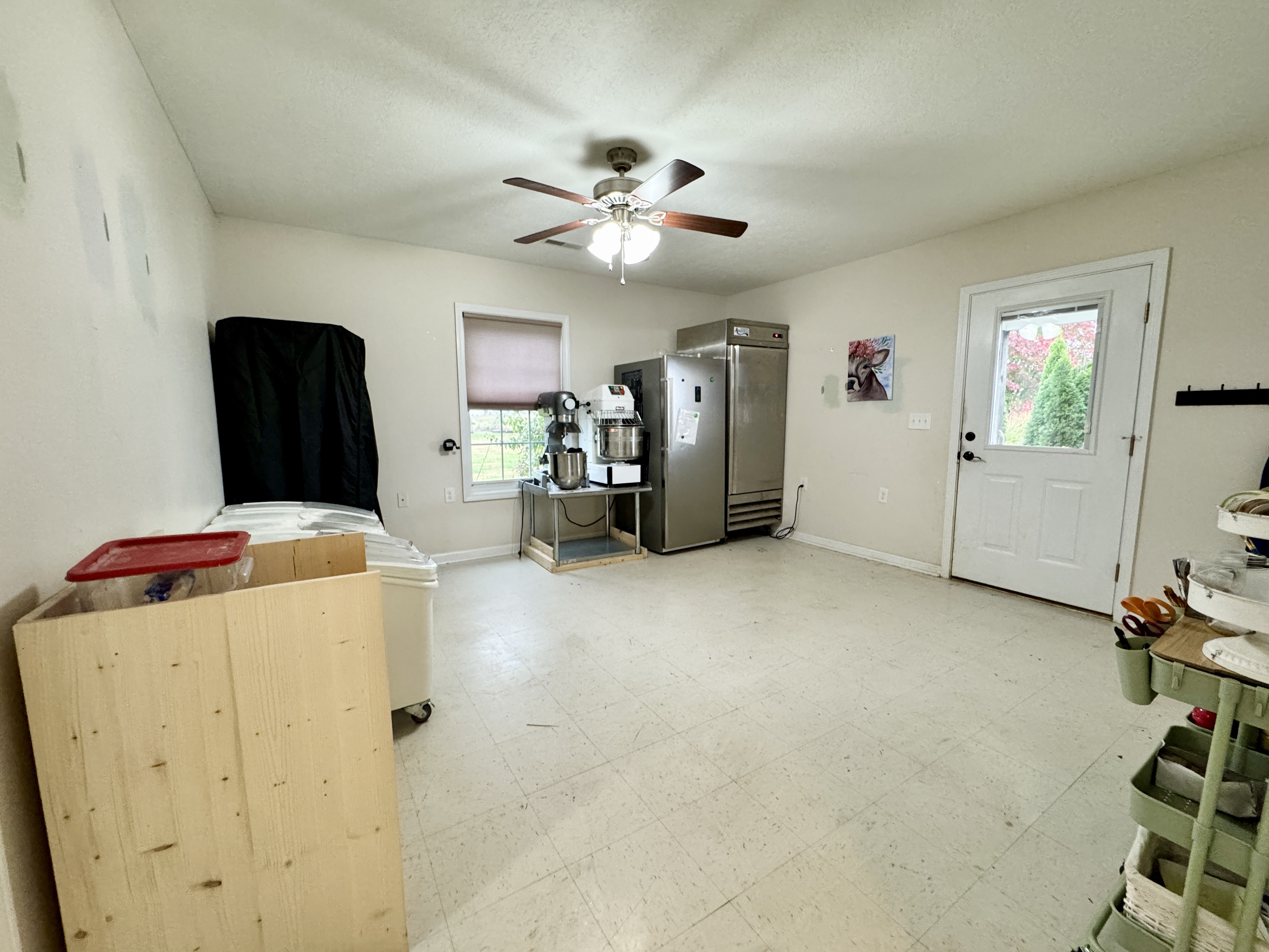 Hillsboro, Kentucky, 41049, United States, 3 Bedrooms Bedrooms, ,3 BathroomsBathrooms,Residential,For Sale,1984101