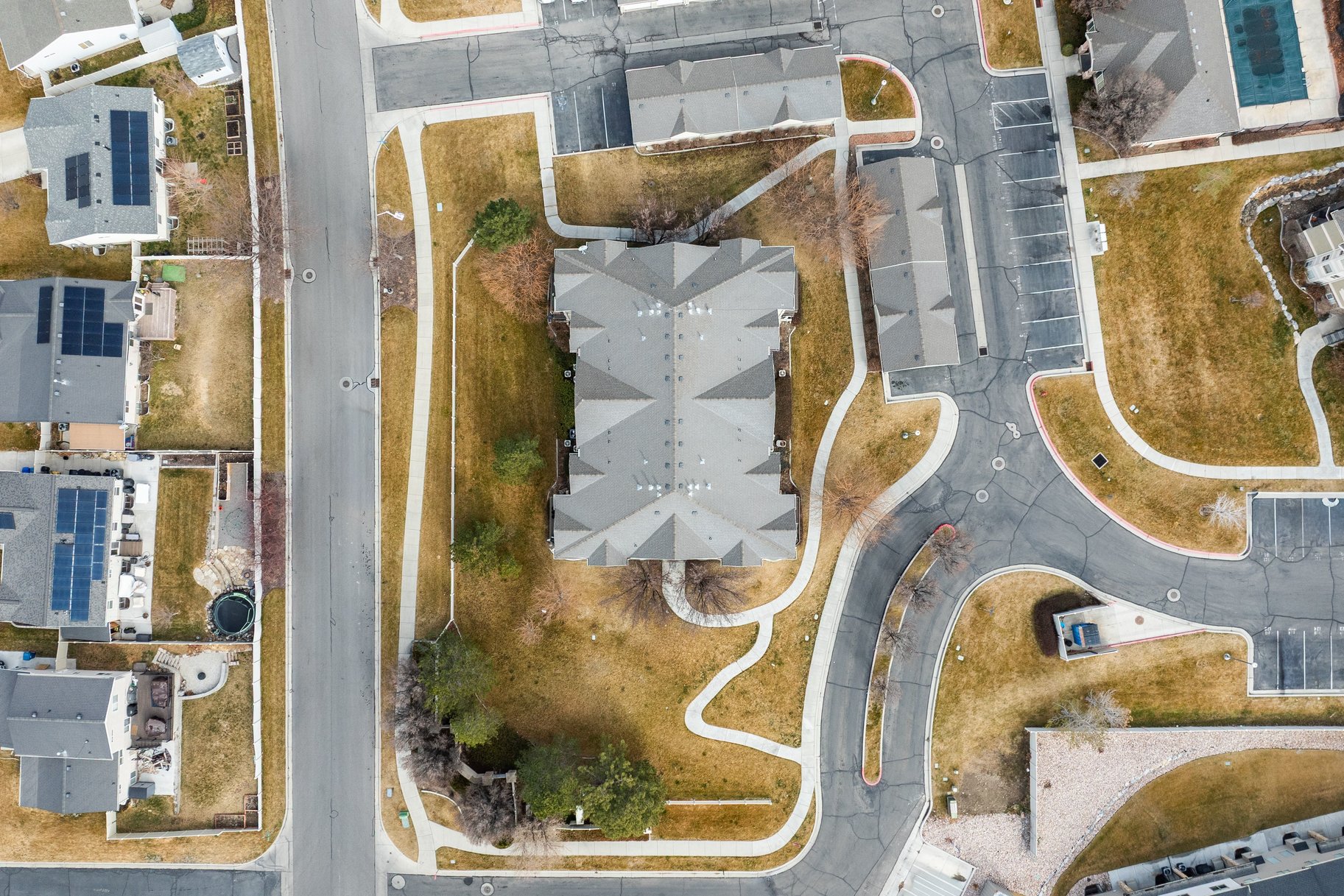  Quiet 3-Bed Condo Near Schools & Parks - 物件實景