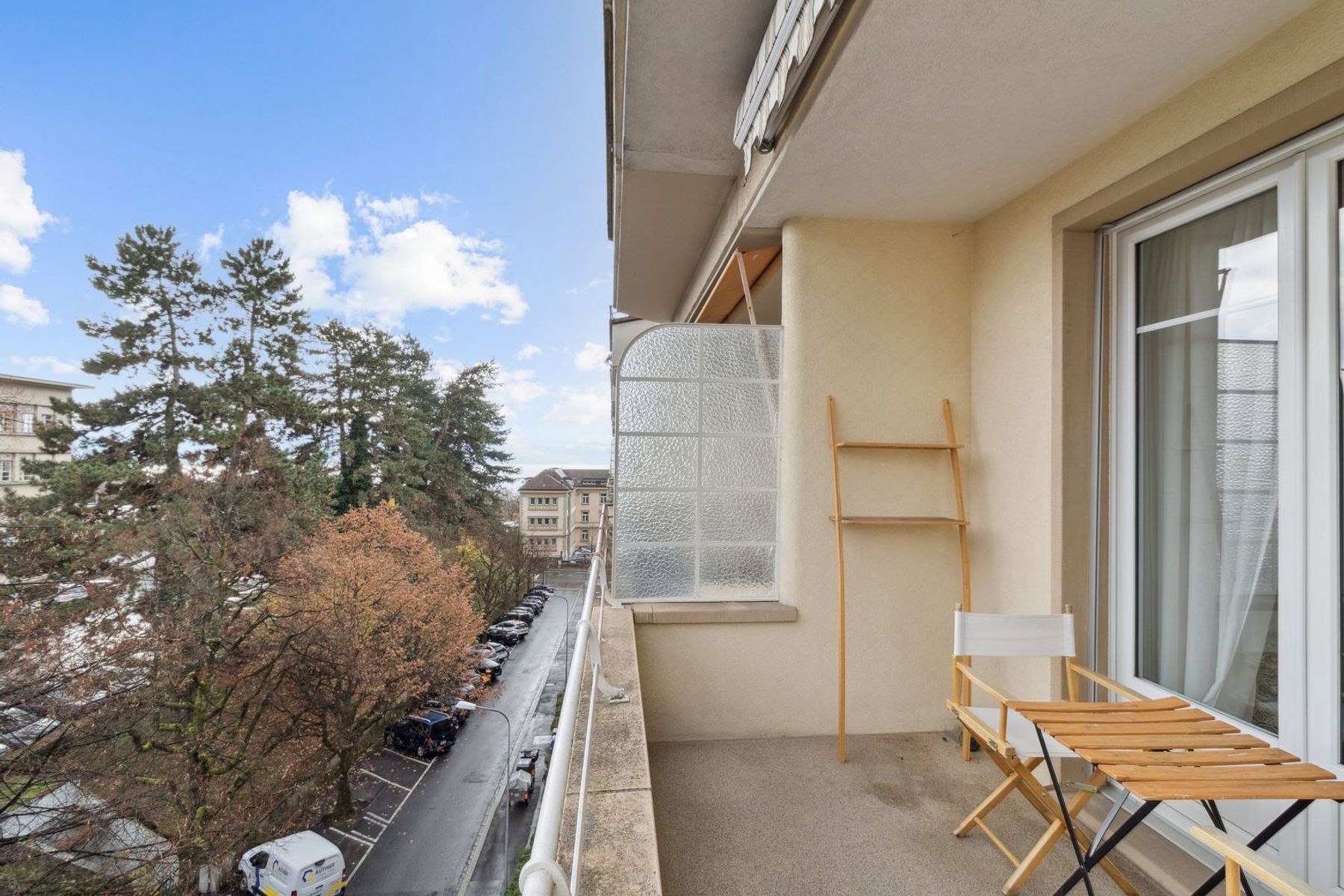  Charming renovated 2.5-room apartment with lake view and historic cachet - Centr - 物件實景