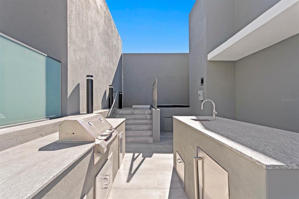 3020 W Santiago Street Unit 5, Tampa, Florida, 33629, United States, 3 Bedrooms Bedrooms, ,5 BathroomsBathrooms,Residential,For Sale,3020 W Santiago Street Unit 5,1669104