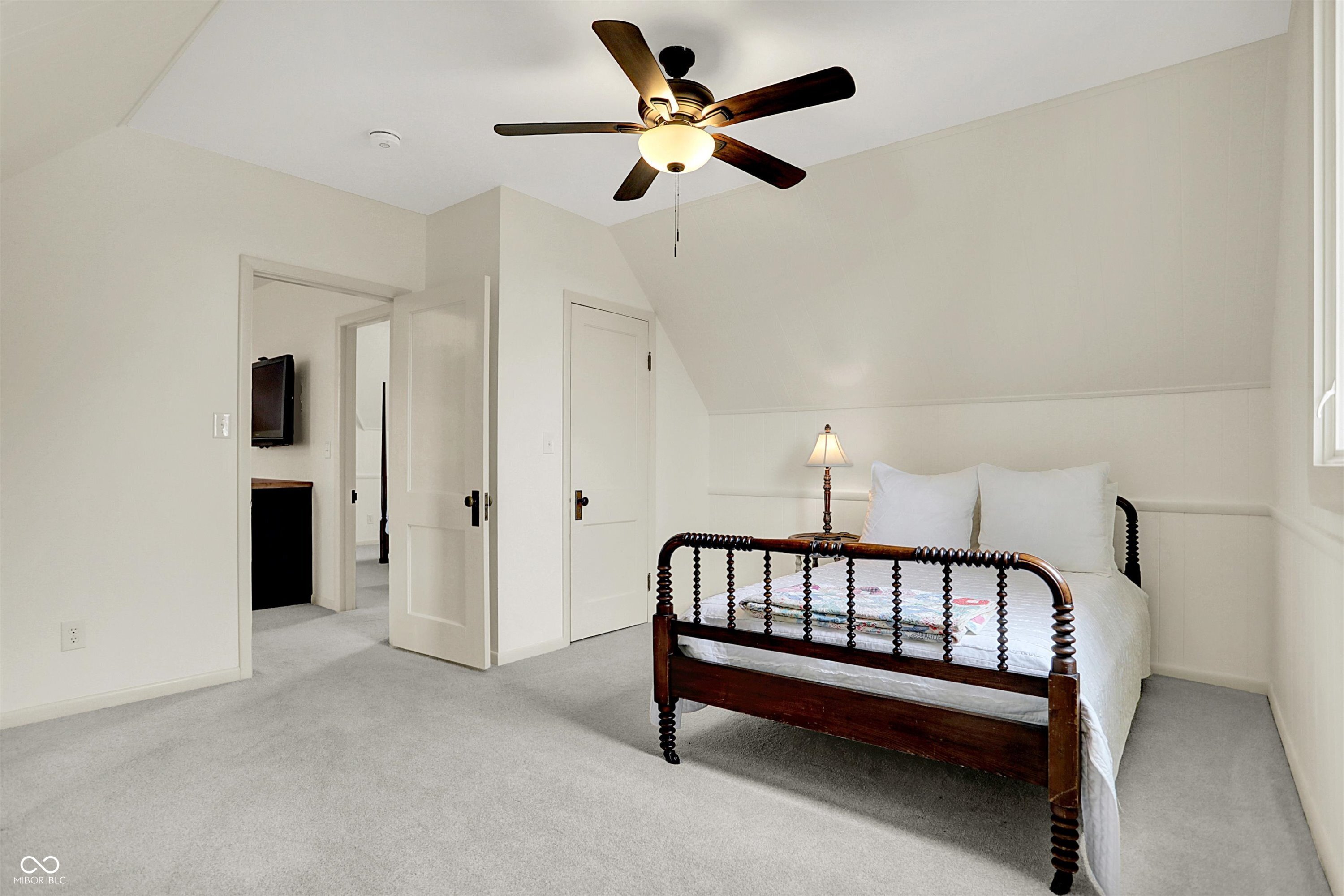 Zionsville, Indiana, 46077, United States, 6 Bedrooms Bedrooms, ,5 BathroomsBathrooms,Residential,For Sale,1766100