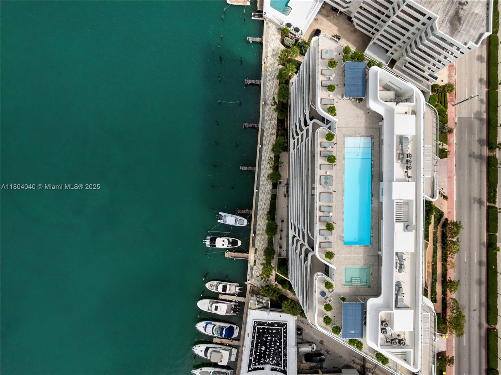 Miami Beach, Florida, 33141, United States, 2 Bedrooms Bedrooms, ,3 BathroomsBathrooms,Residential,For Sale,1828109