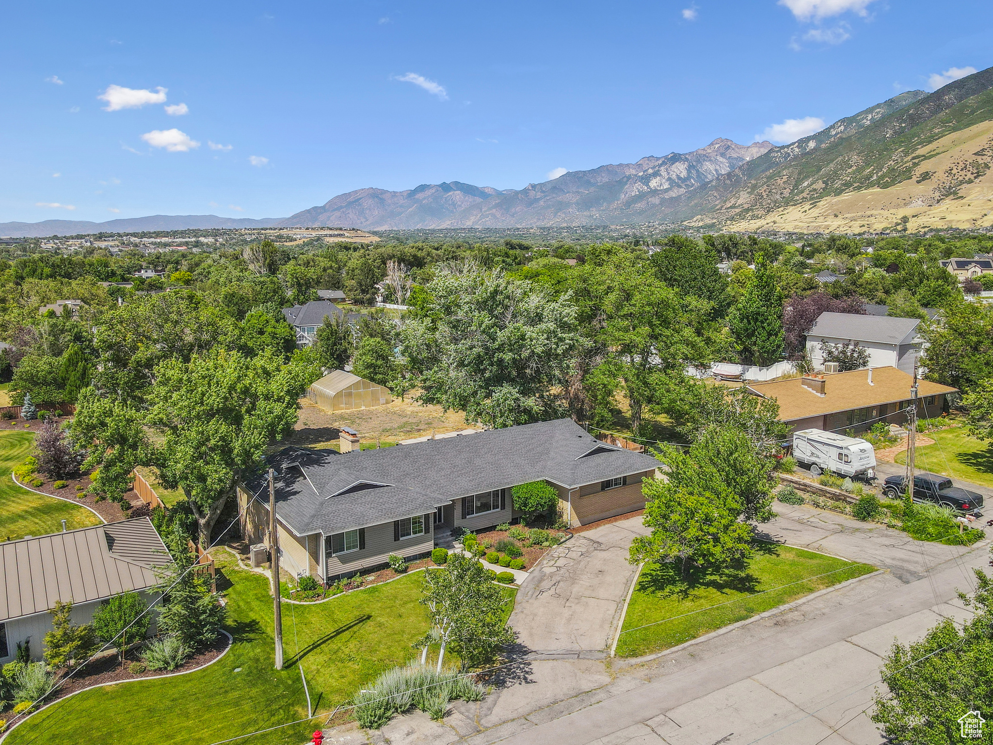 Draper, Utah, 84020, United States, 6 Bedrooms Bedrooms, ,4 BathroomsBathrooms,Residential,For Sale,1848551
