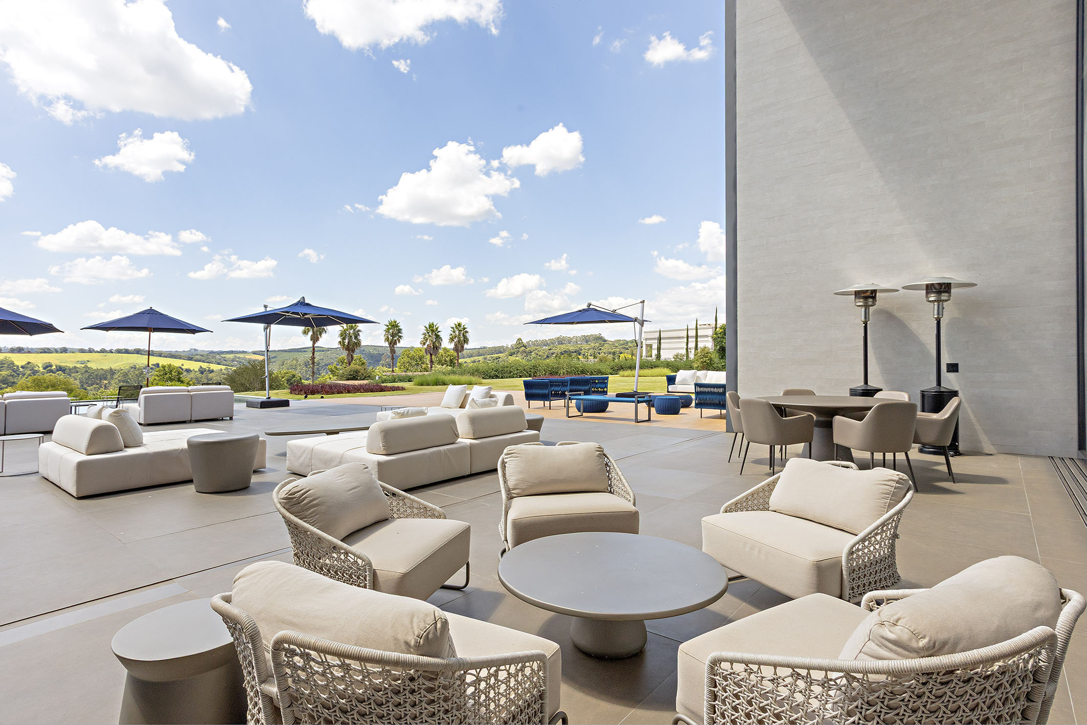  Olegário de Sá-designed residence in a privileged setting at Quinta da Baroneza - 物件實景