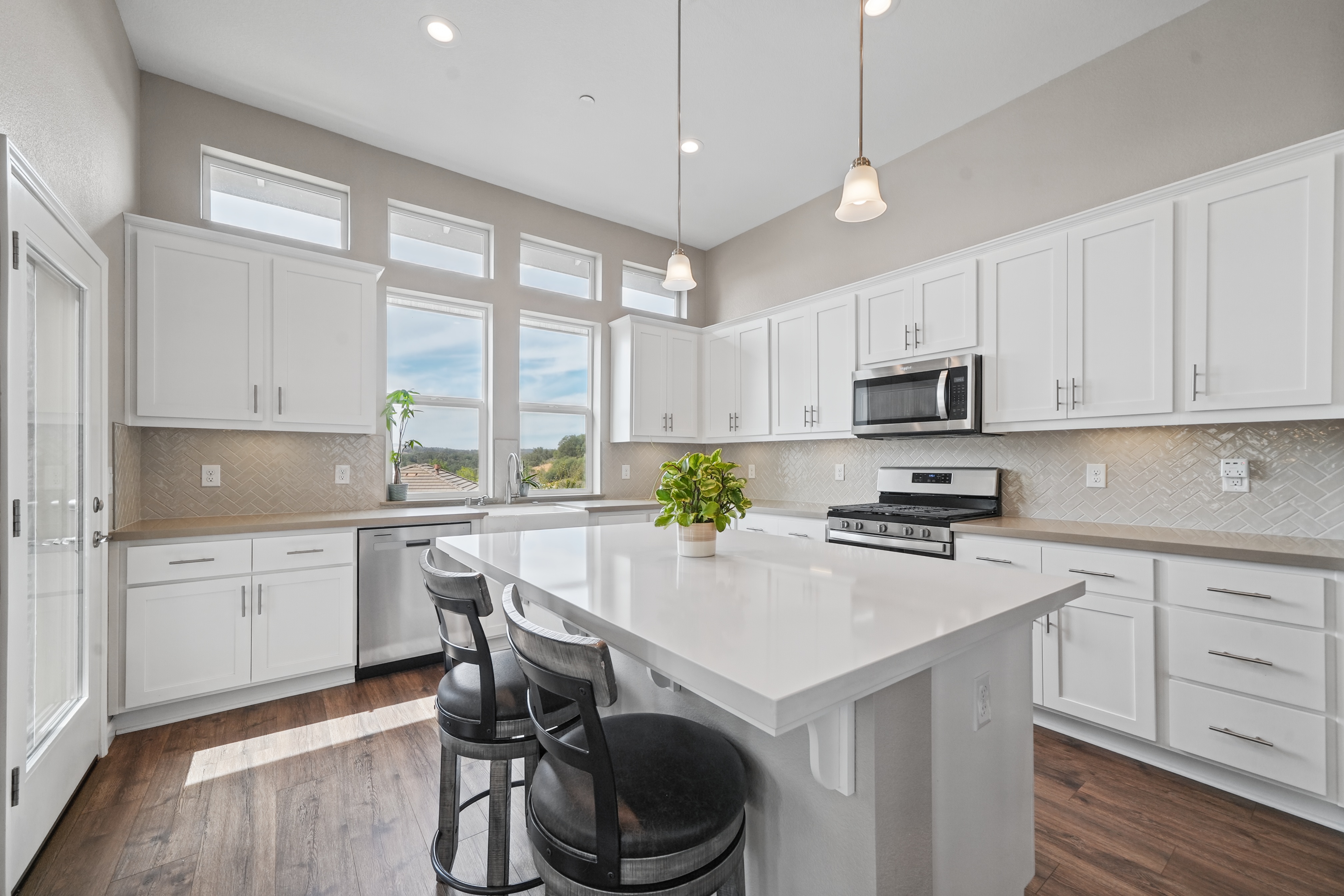 1810 Goldstone Avenue, Jackson, CA 95642 - 物件實景