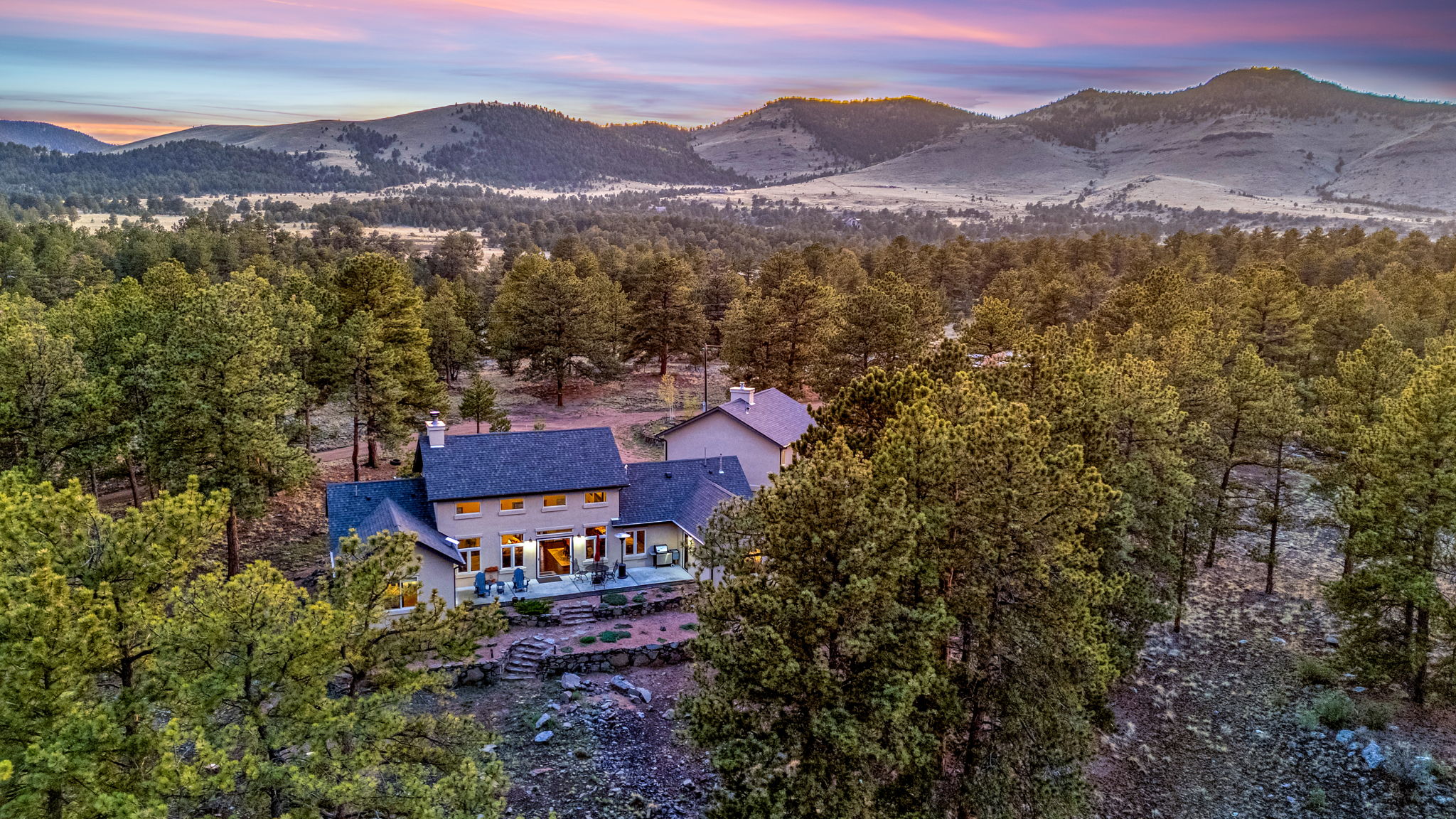 Guffey, Colorado, 80820, United States, 3 Bedrooms Bedrooms, ,2 BathroomsBathrooms,Residential,For Sale,1847309