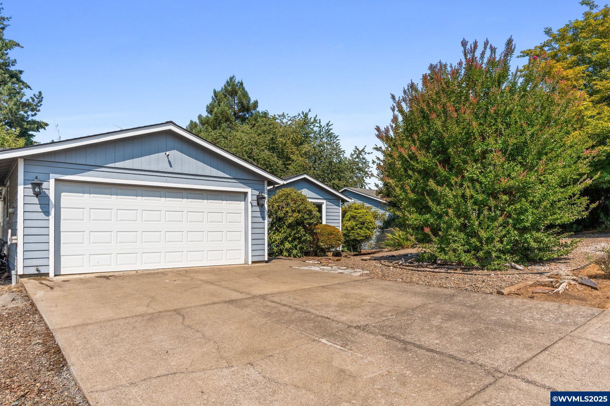 Salem, Oregon, 97306, United States, 5 Bedrooms Bedrooms, ,3 BathroomsBathrooms,Residential,For Sale,1699084