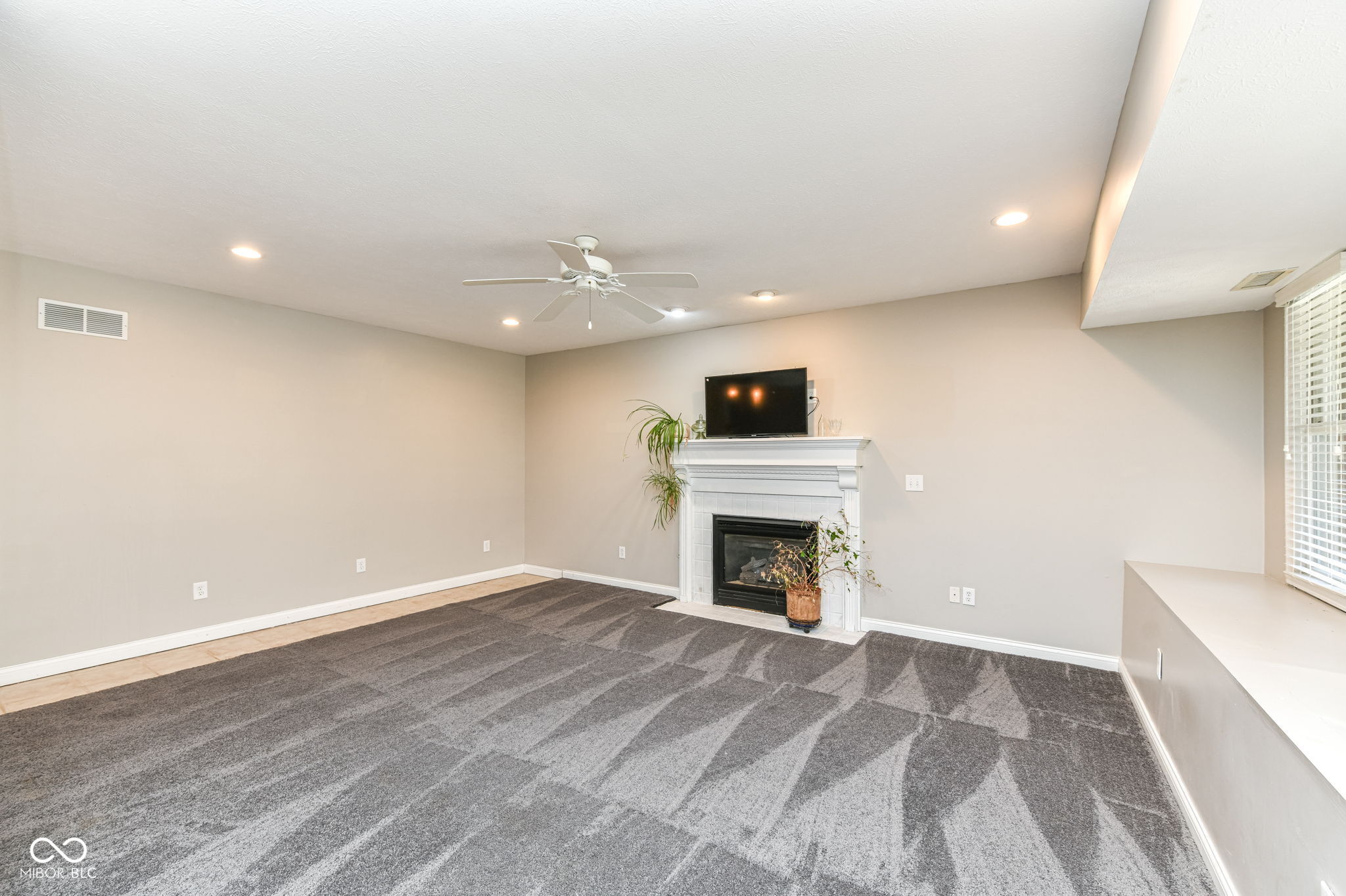 Cicero, Indiana, 46034, United States, 4 Bedrooms Bedrooms, ,4 BathroomsBathrooms,Residential,For Sale,2005154