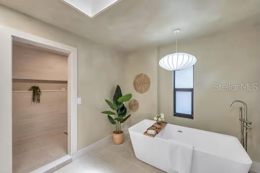Tampa, Florida, 33629, United States, 4 Bedrooms Bedrooms, ,3 BathroomsBathrooms,Residential,For Sale,1906896