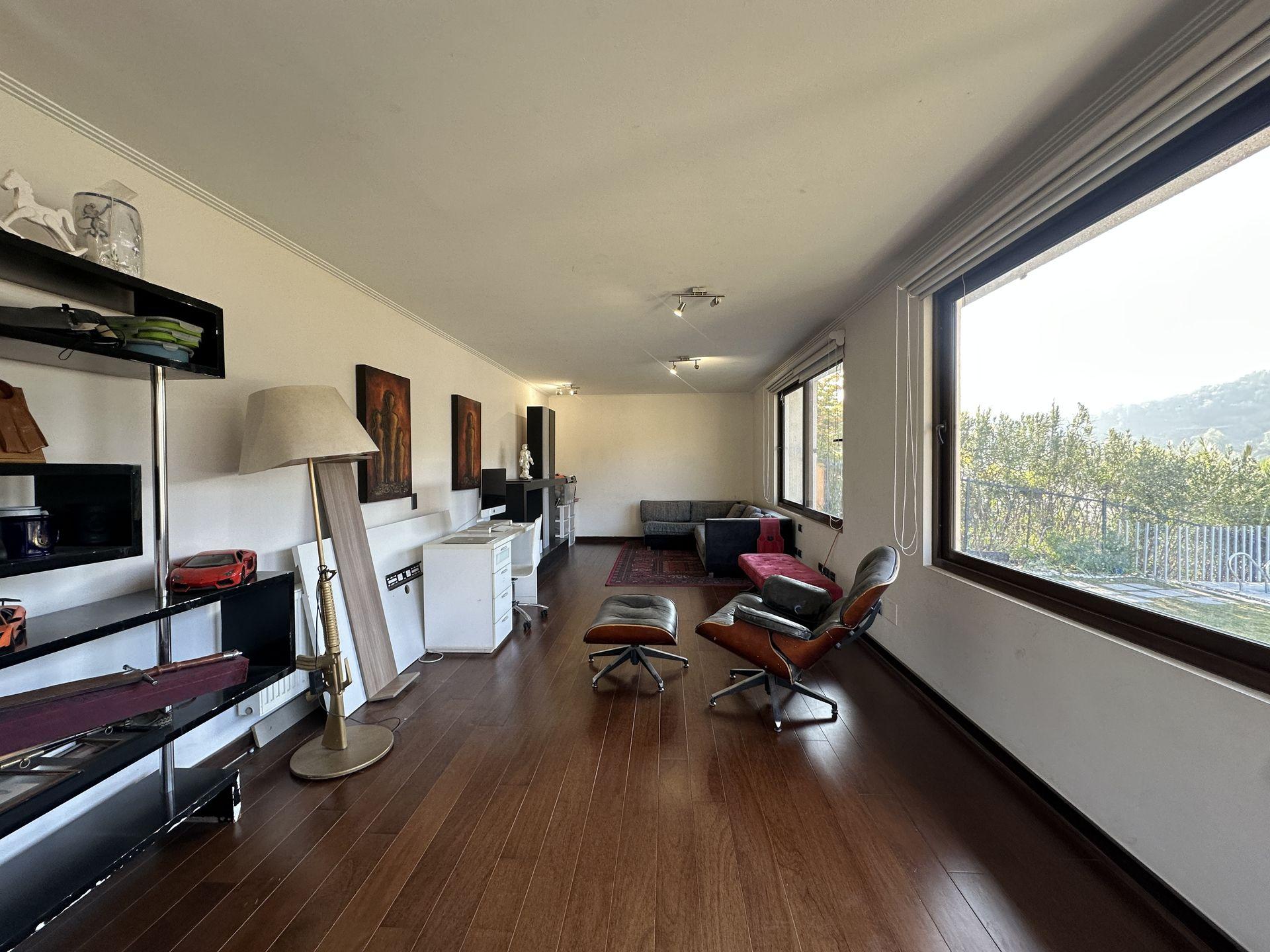 Lo Barnechea, Chile, 3 Bedrooms Bedrooms, ,3 BathroomsBathrooms,Residential,For Sale,1876912