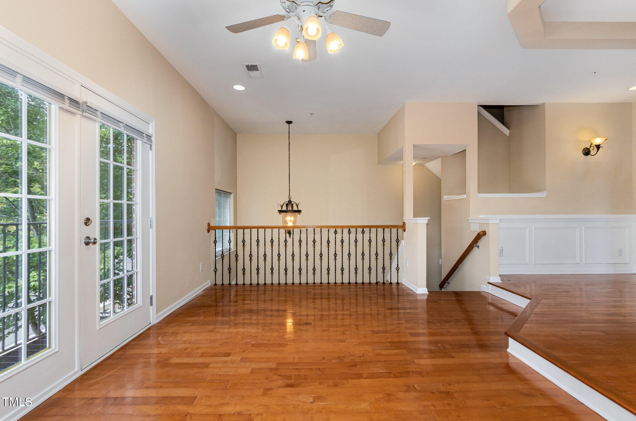 Chapel Hill, North Carolina, 27516, United States, 3 Bedrooms Bedrooms, ,4 BathroomsBathrooms,Residential,For Sale,1906993
