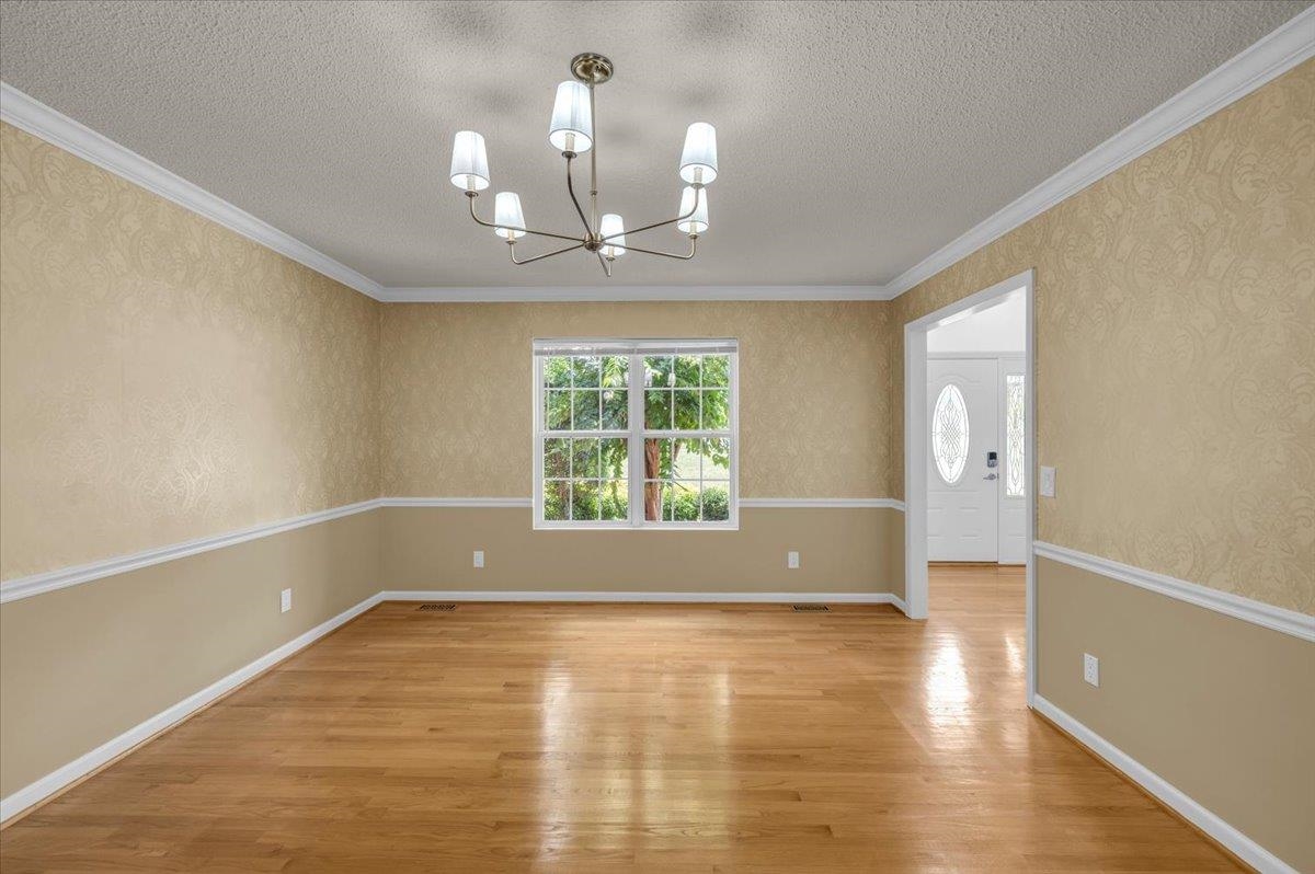 Moore, South Carolina, 29369, United States, 5 Bedrooms Bedrooms, ,4 BathroomsBathrooms,Residential,For Sale,1929120