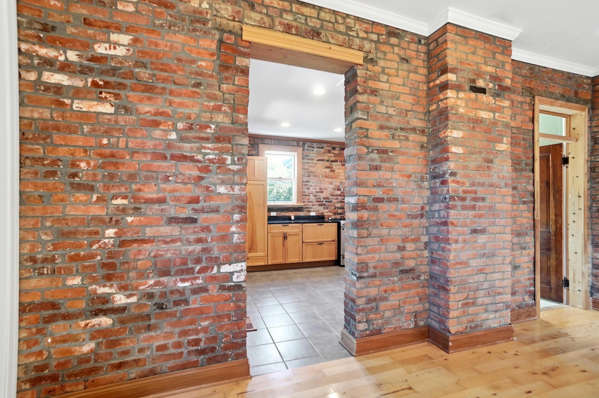 Columbus, Ohio, 43206, United States, 2 Bedrooms Bedrooms, ,2 BathroomsBathrooms,Residential,For Sale,1970918