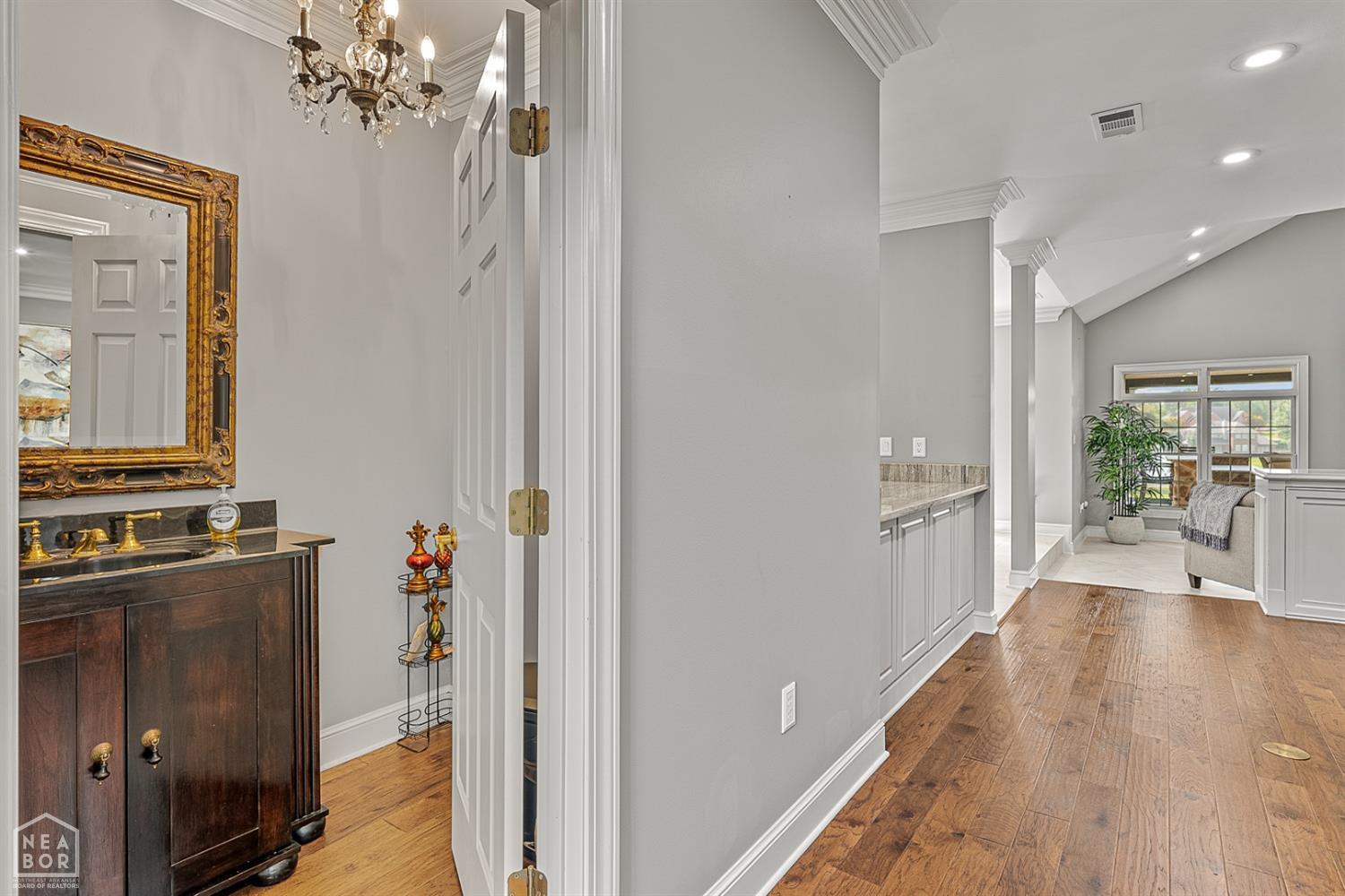 Jonesboro, Arkansas, 72404, United States, 4 Bedrooms Bedrooms, ,5 BathroomsBathrooms,Residential,For Sale,1976719