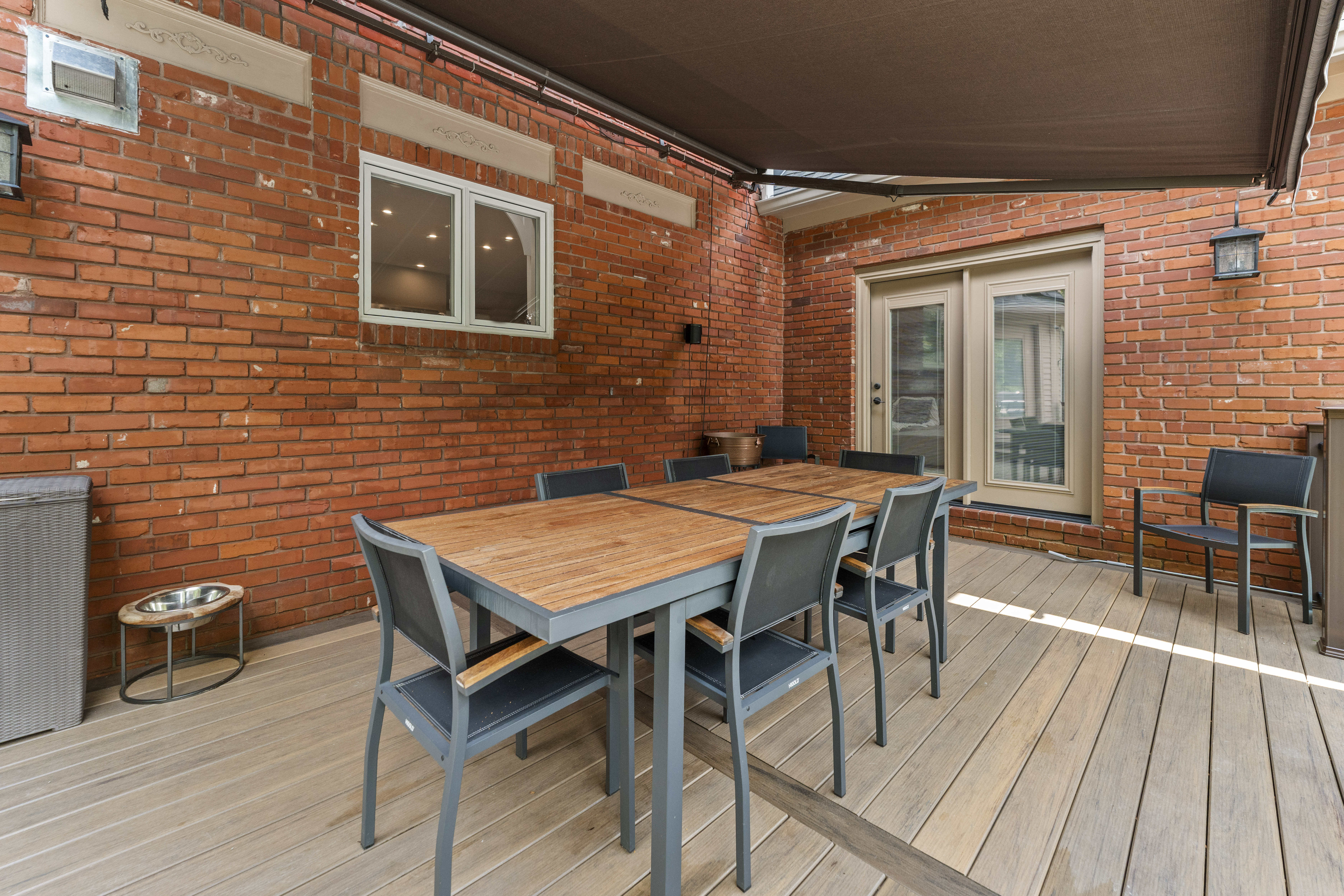  Exquisitely Renovated Home in the heart of Town & Country - 物件實景
