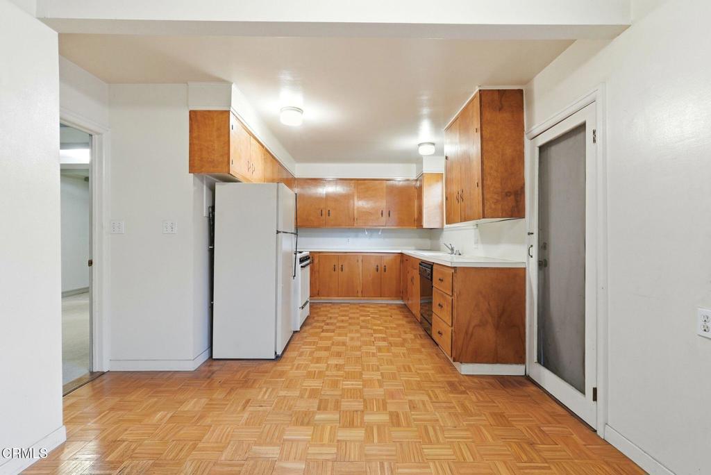 Pasadena, California, 91104, United States, 3 Bedrooms Bedrooms, ,1 BathroomBathrooms,Residential,For Sale,1993428