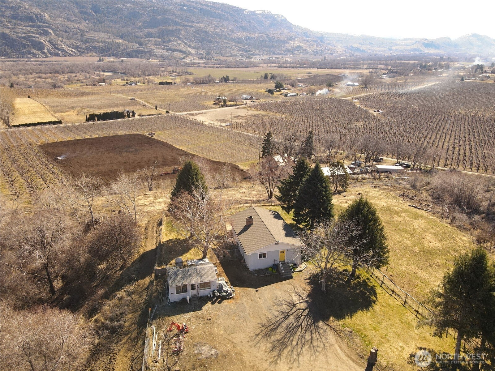 Oroville, Washington, 98844, United States, 3 Bedrooms Bedrooms, ,1 BathroomBathrooms,Residential,For Sale,2002017