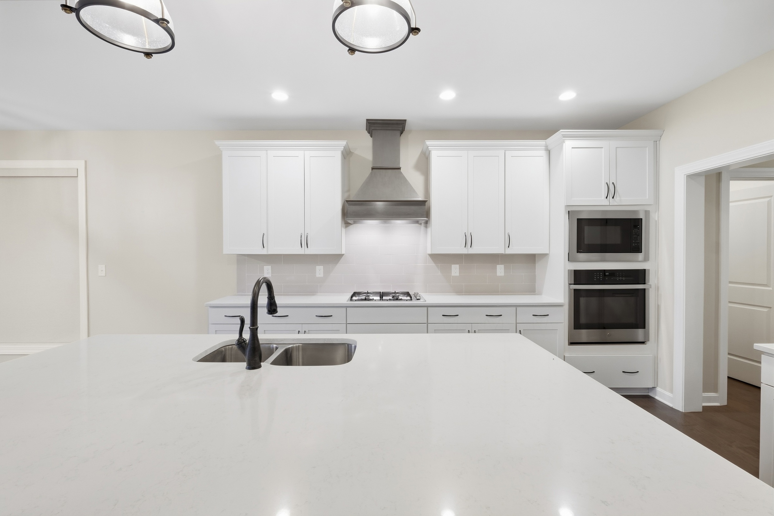 2008 Scenic Lakes Drive, Louisville, KY 40245 - 物件實景