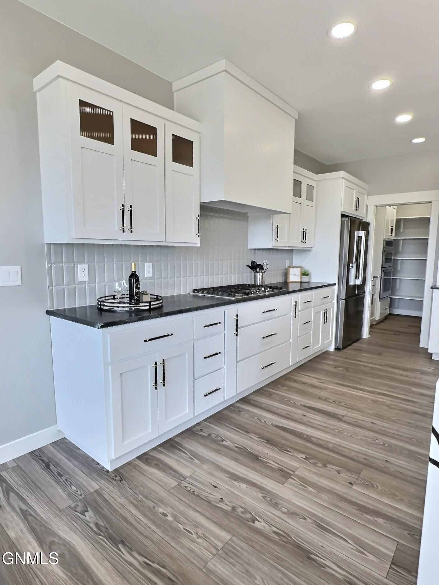 Bismarck, North Dakota, 58503, United States, 3 Bedrooms Bedrooms, ,4 BathroomsBathrooms,Residential,For Sale,2027923