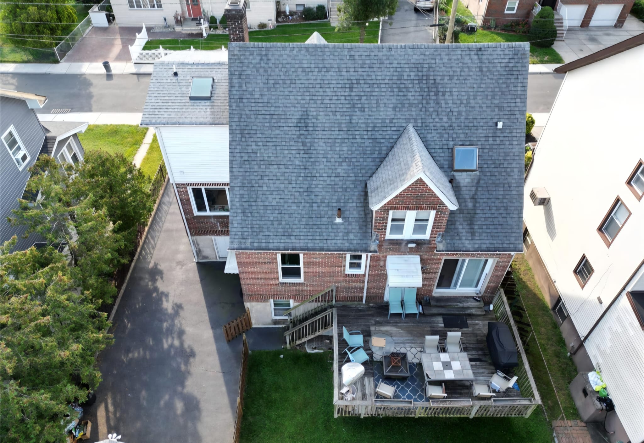 Little Ferry, New Jersey, 07643, United States, 5 Bedrooms Bedrooms, ,4 BathroomsBathrooms,Residential,For Sale,1978950