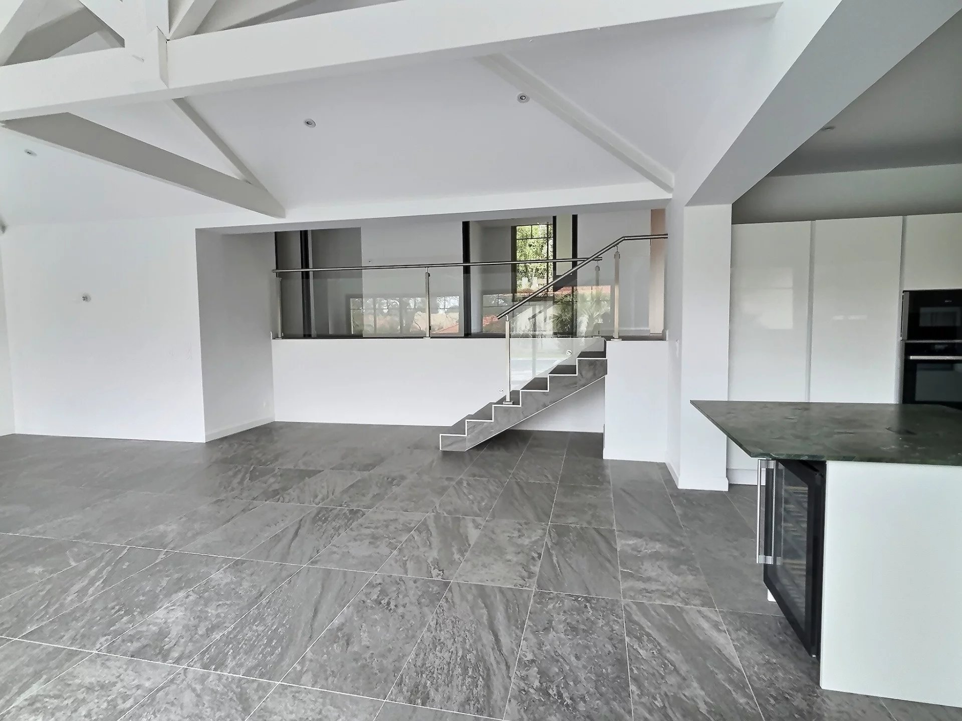 Arcachon, New Aquitaine, 33120, FR, 4 Bedrooms Bedrooms, ,9 BathroomsBathrooms,Residential,For Sale,1737024