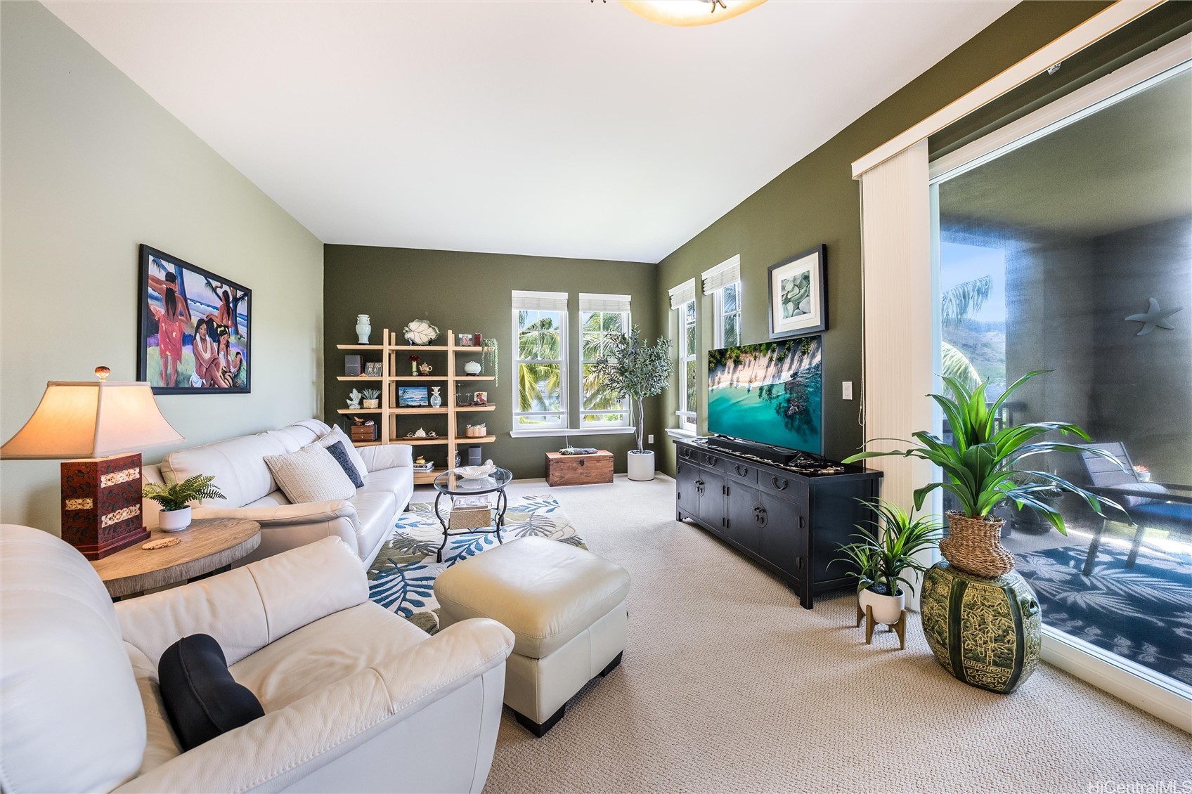 Honolulu, Hawaii, 96825, United States, 3 Bedrooms Bedrooms, ,2 BathroomsBathrooms,Residential,For Sale,1885693