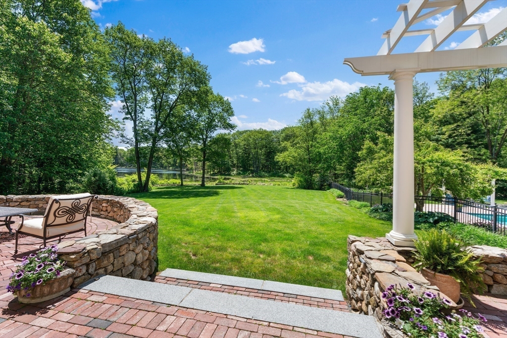 Westwood, Massachusetts, 02090, United States, 5 Bedrooms Bedrooms, ,7 BathroomsBathrooms,Residential,For Sale,1985455