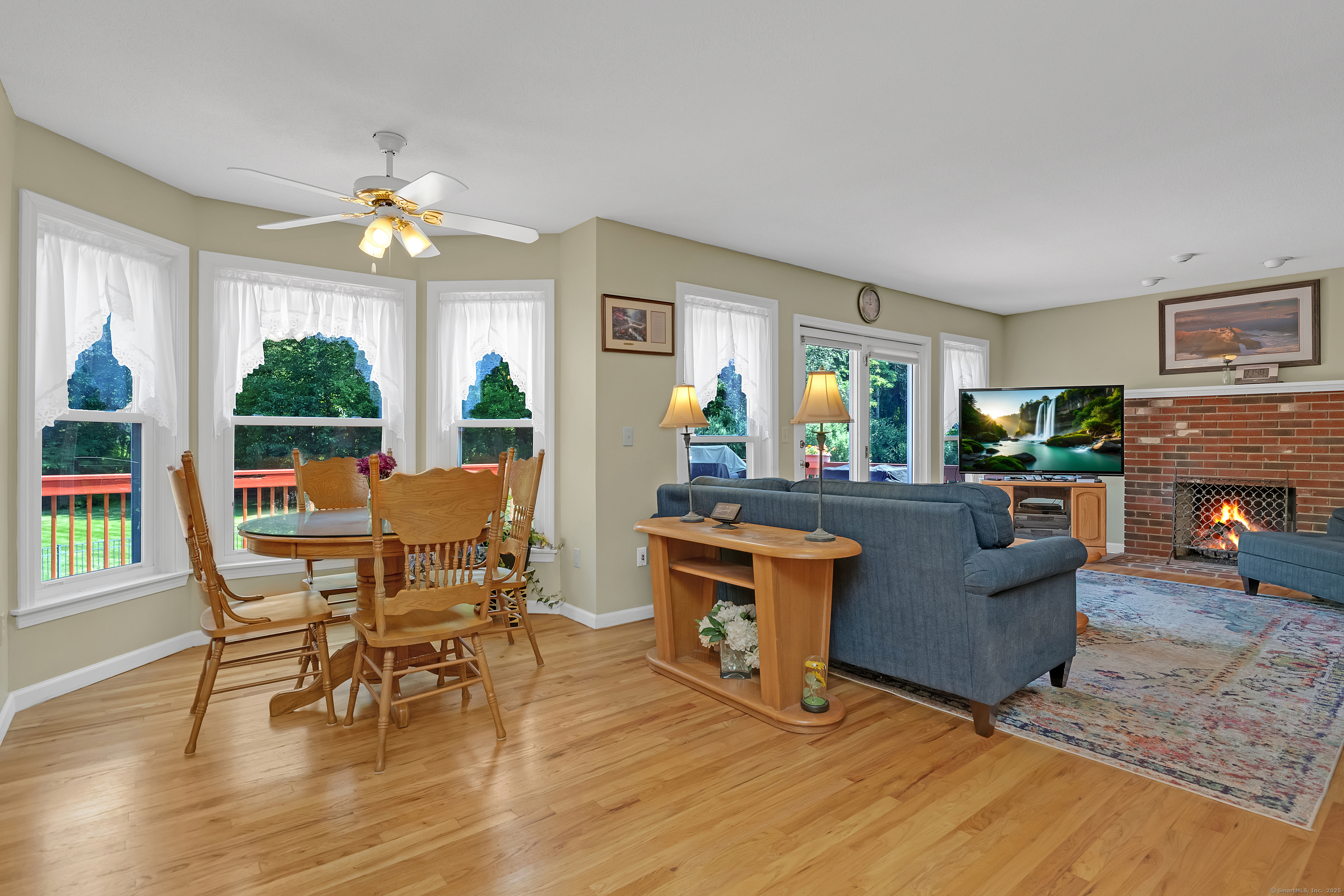 South Windsor, Connecticut, 06074, United States, 3 Bedrooms Bedrooms, ,4 BathroomsBathrooms,Residential,For Sale,1912297