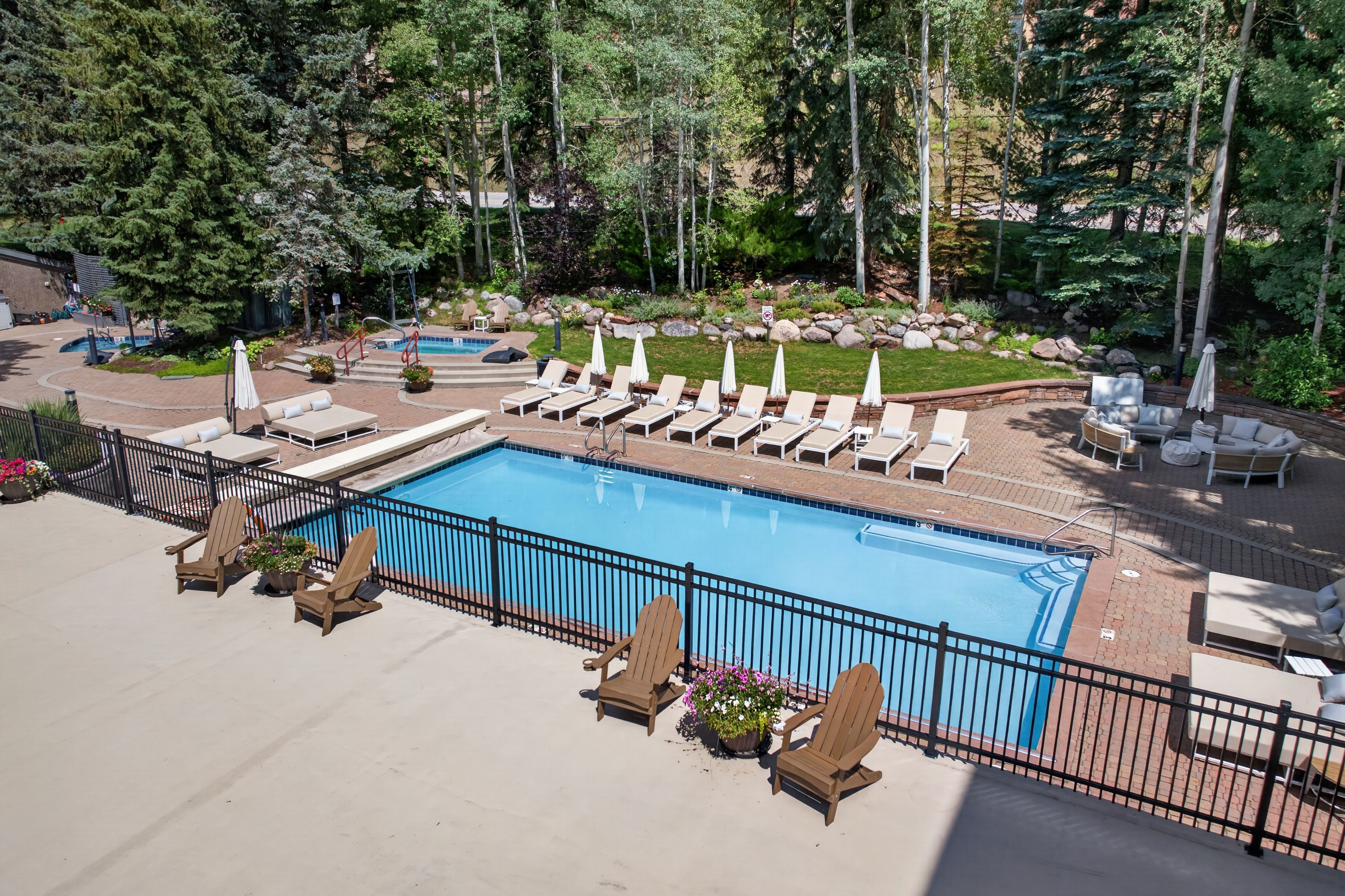  Exceptional Access to Vail