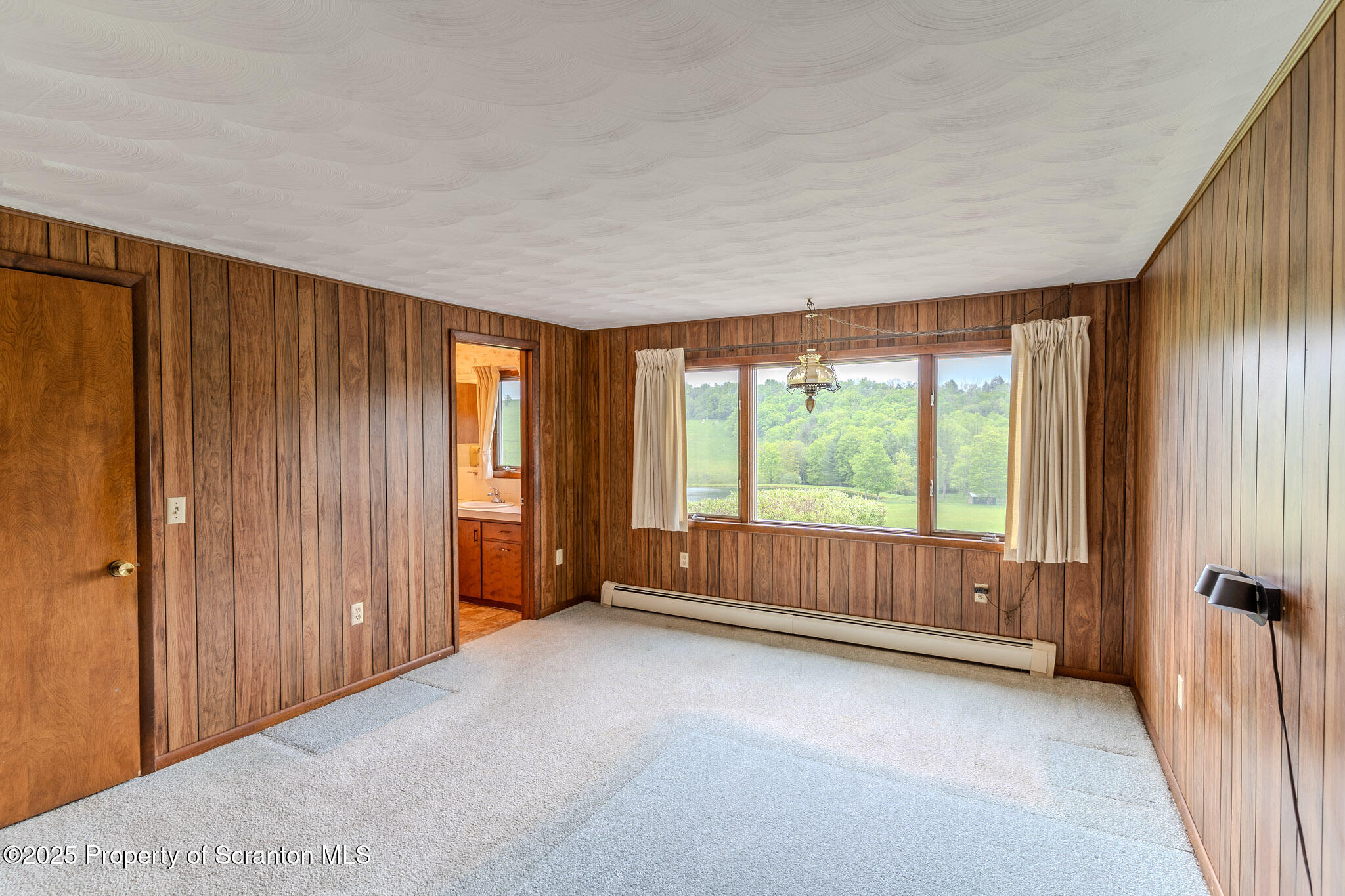 New Milford, Pennsylvania, 18834, United States, 4 Bedrooms Bedrooms, ,4 BathroomsBathrooms,Residential,For Sale,1837869
